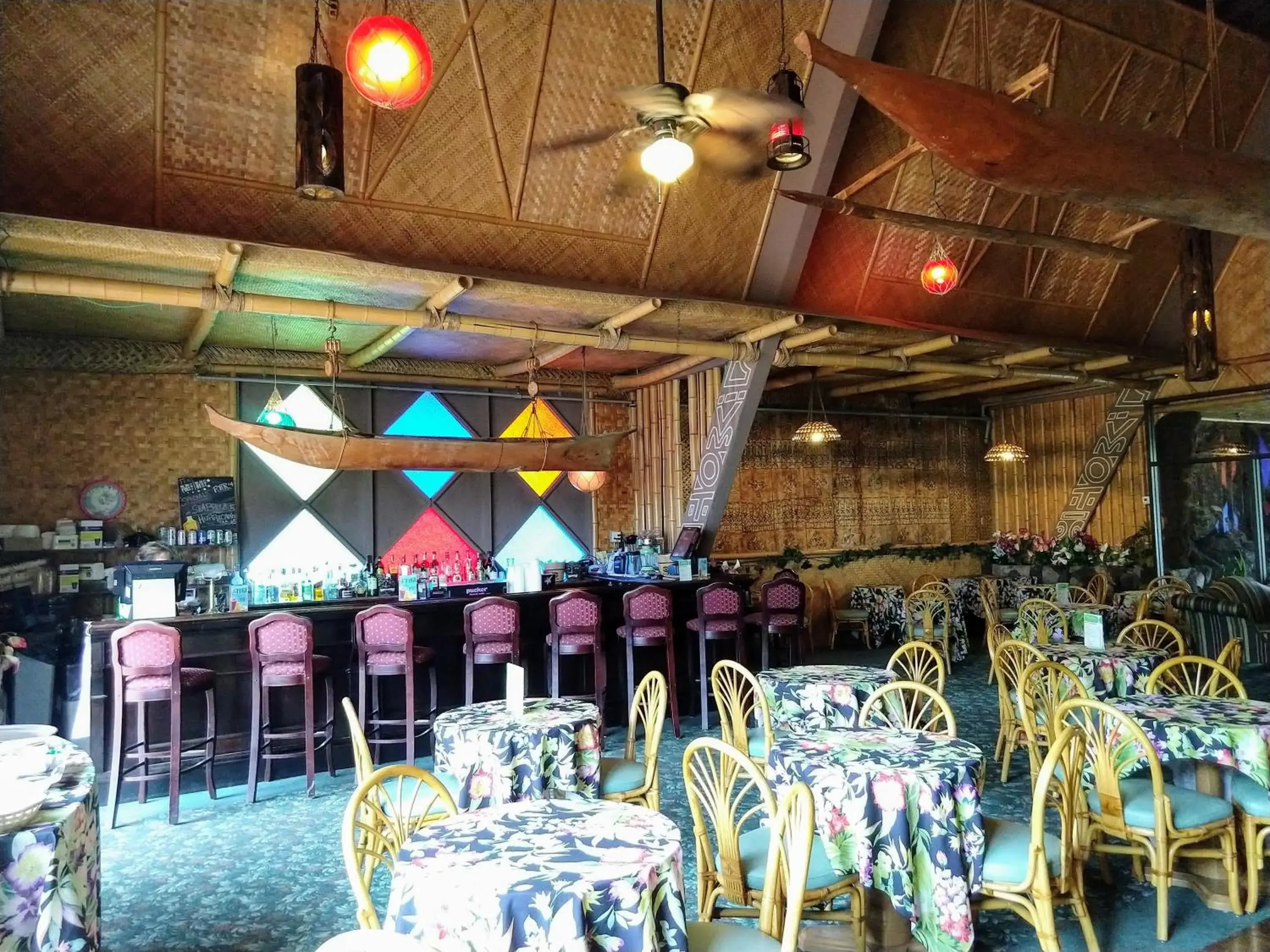 Lounge or bar in Tiki Resort - Lake George Lounge or bar in Tiki Resort - Lake George