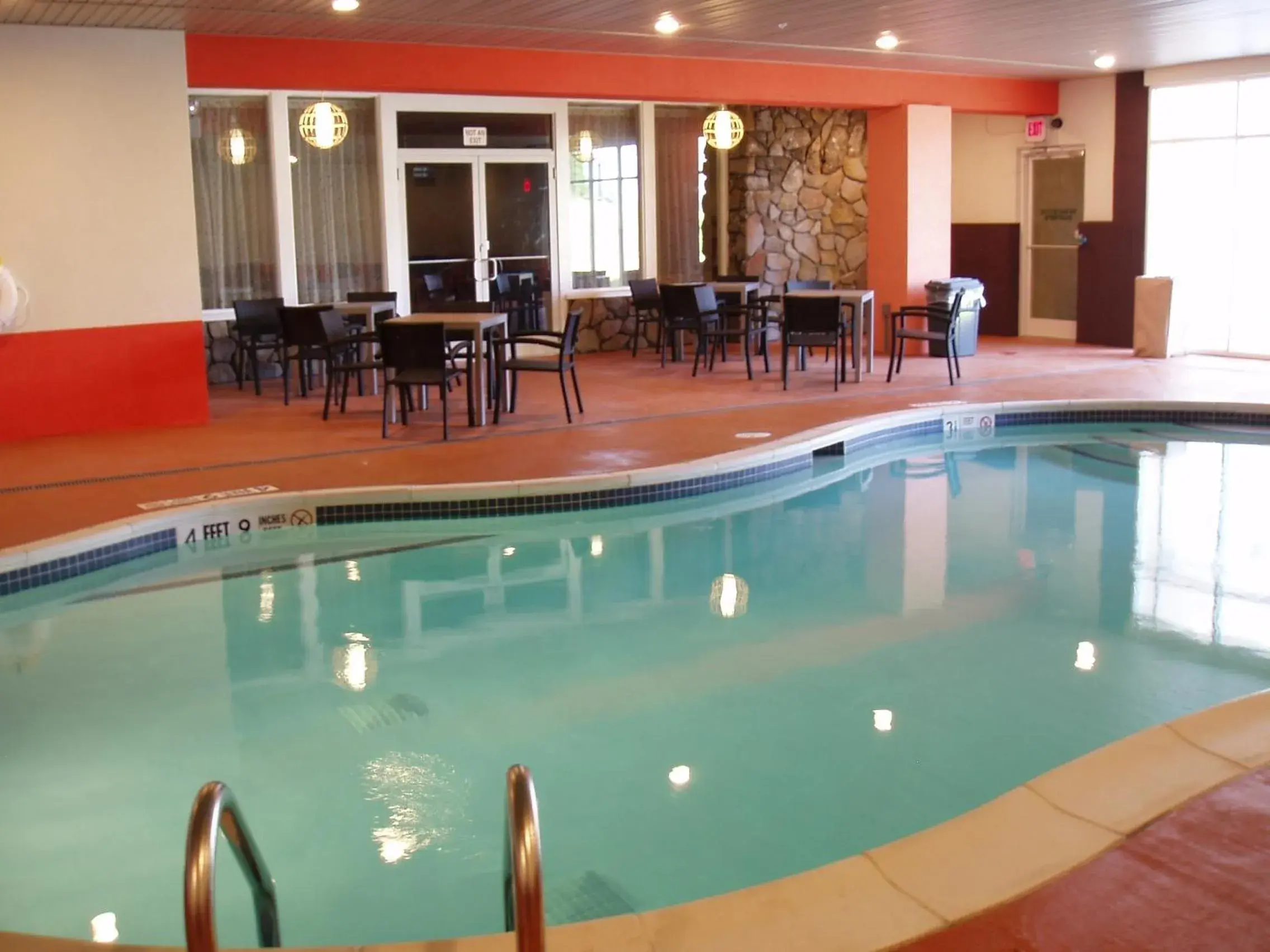 Swimming pool in Tiki Resort - Lake George Swimming pool in Tiki Resort - Lake George