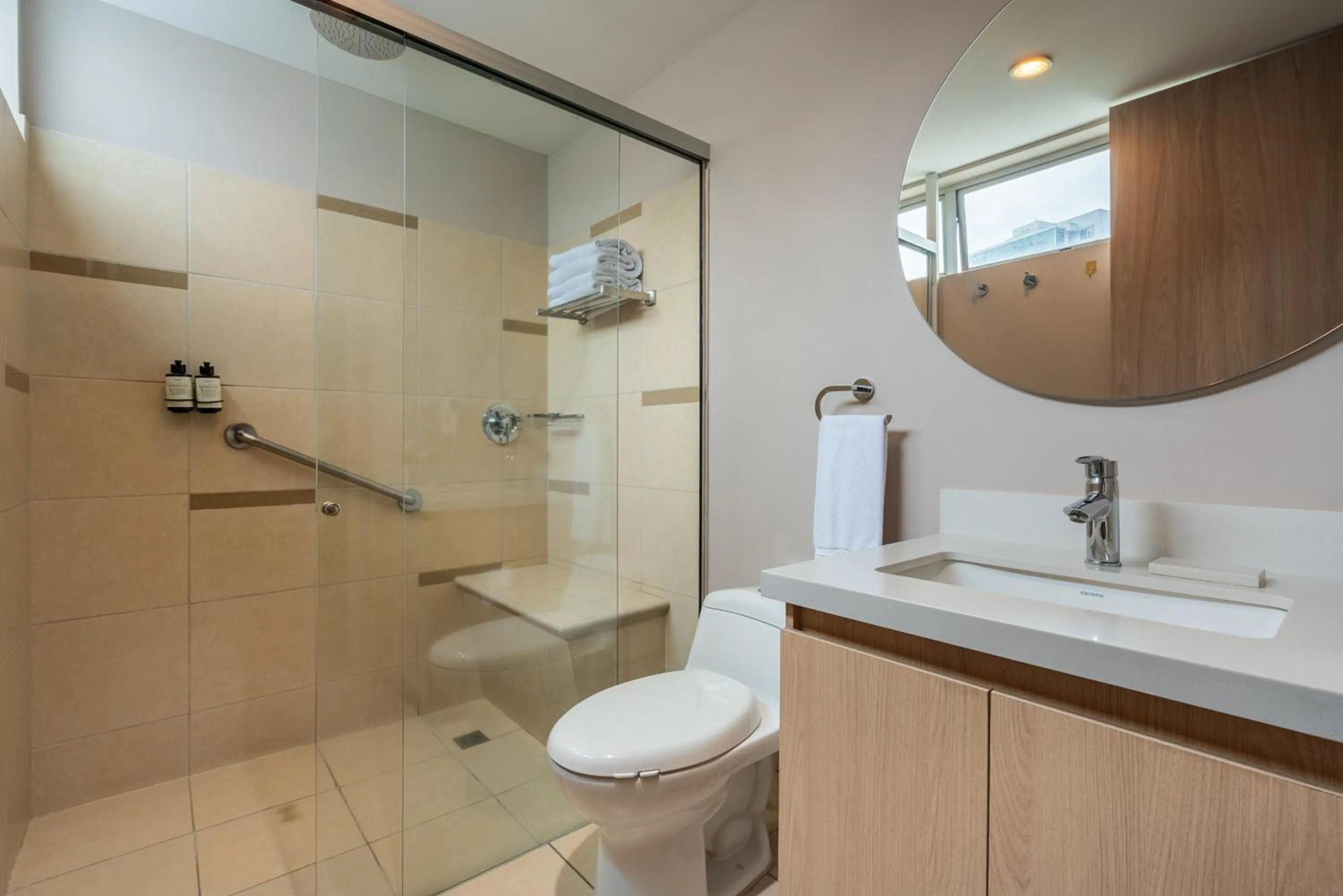 Bathroom in Estelar Apartamentos Medellin