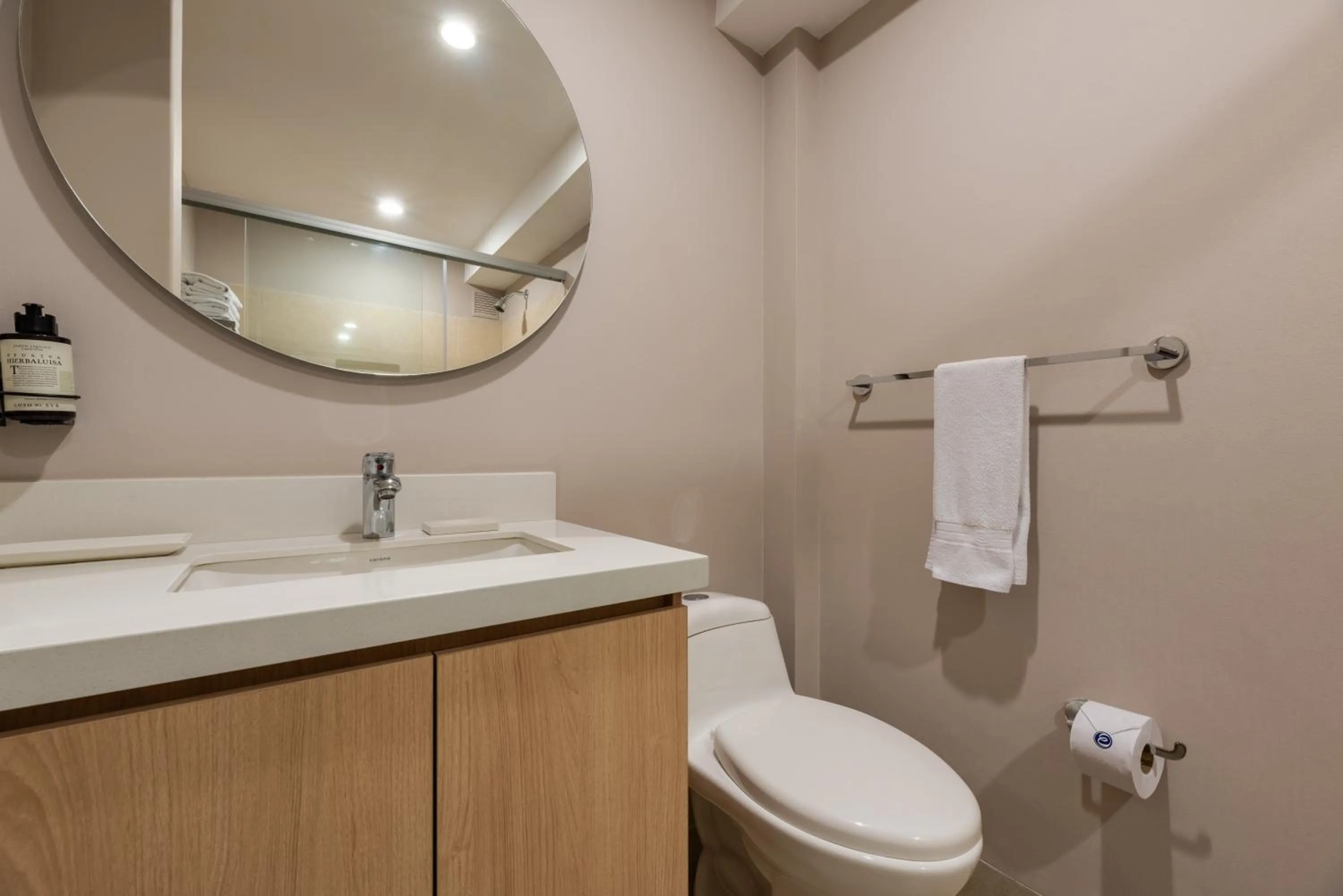 Bathroom in Estelar Apartamentos Medellin