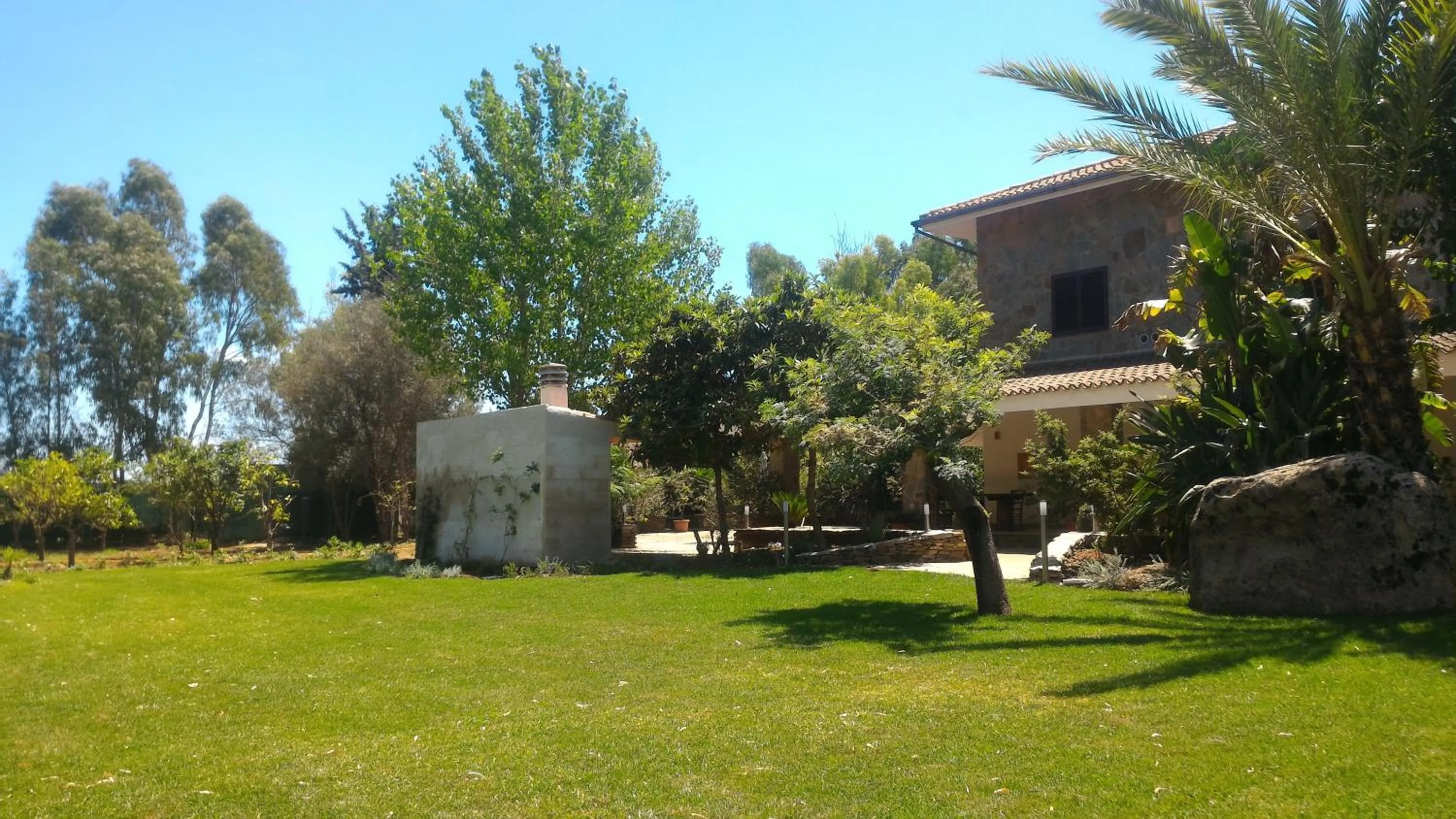 Garden in Villa Canu