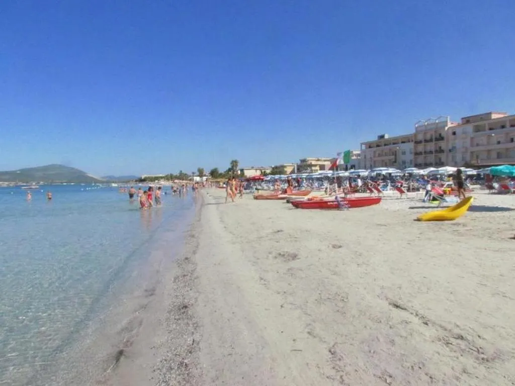 Property building in Al 32 y 3