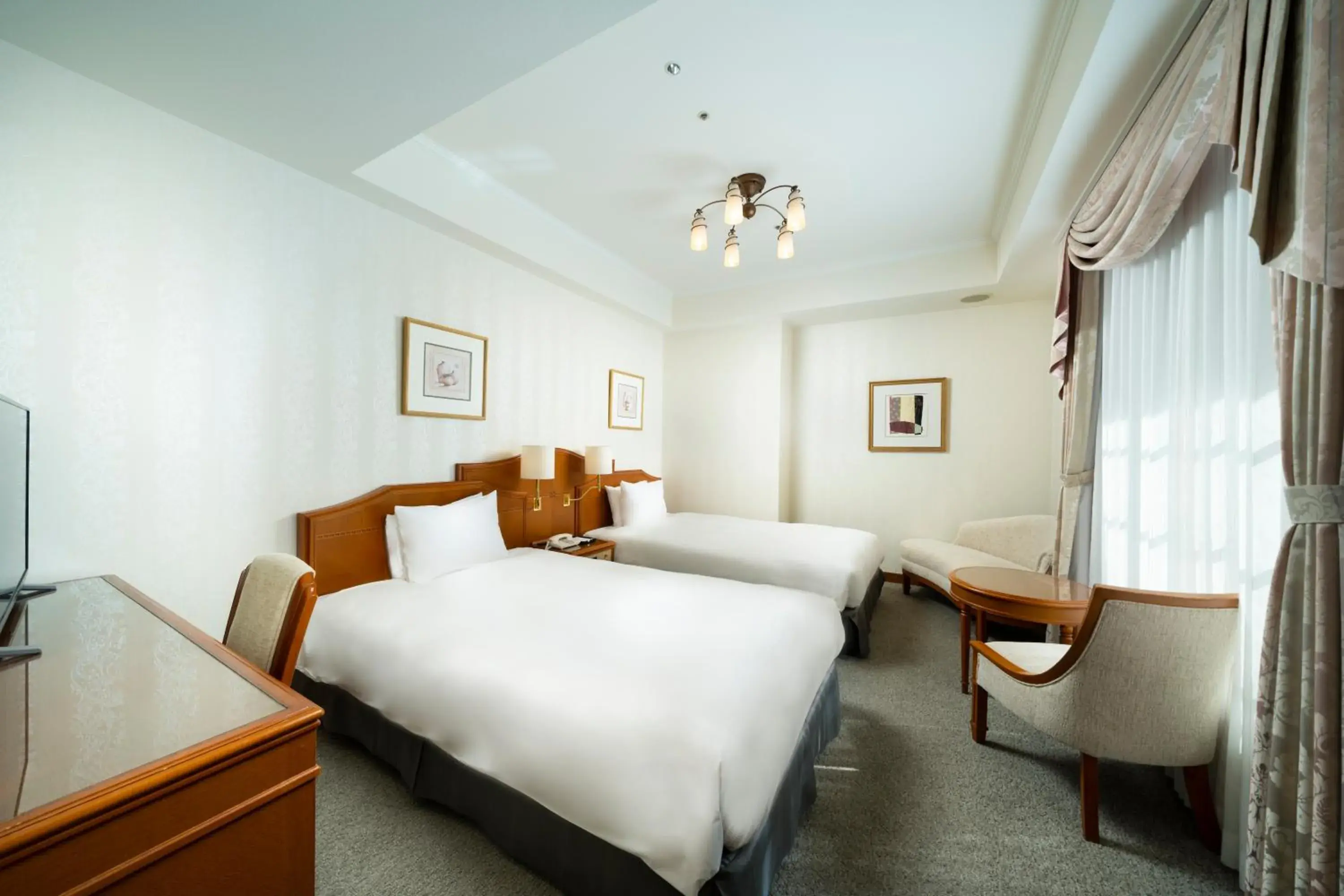 Photo of the whole room, Bed in KOKO HOTEL Osaka Shinsaibashi Photo of the whole room, Bed in KOKO HOTEL Osaka Shinsaibashi