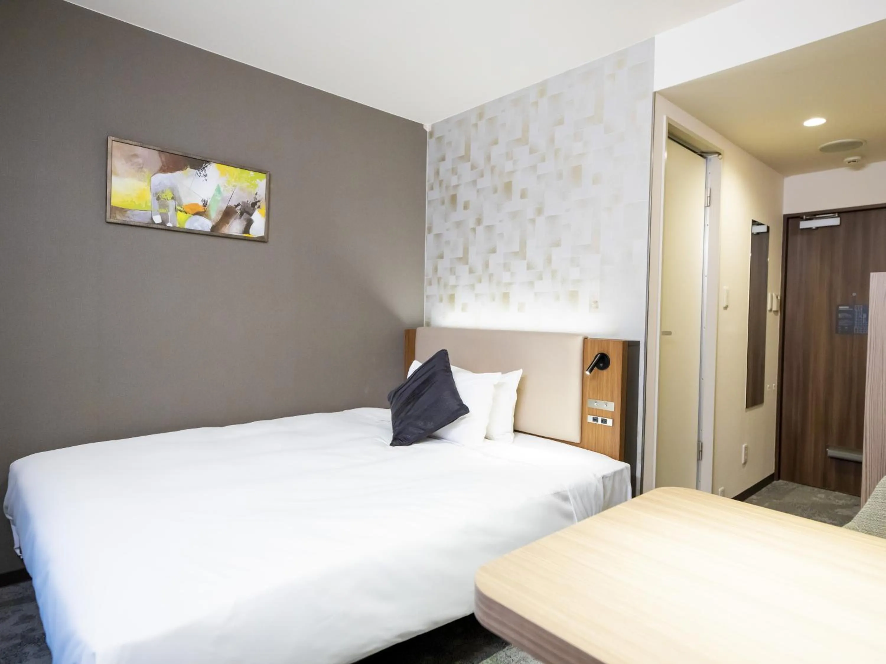 Photo of the whole room, Bed in Tokyu Stay Nihonbashi