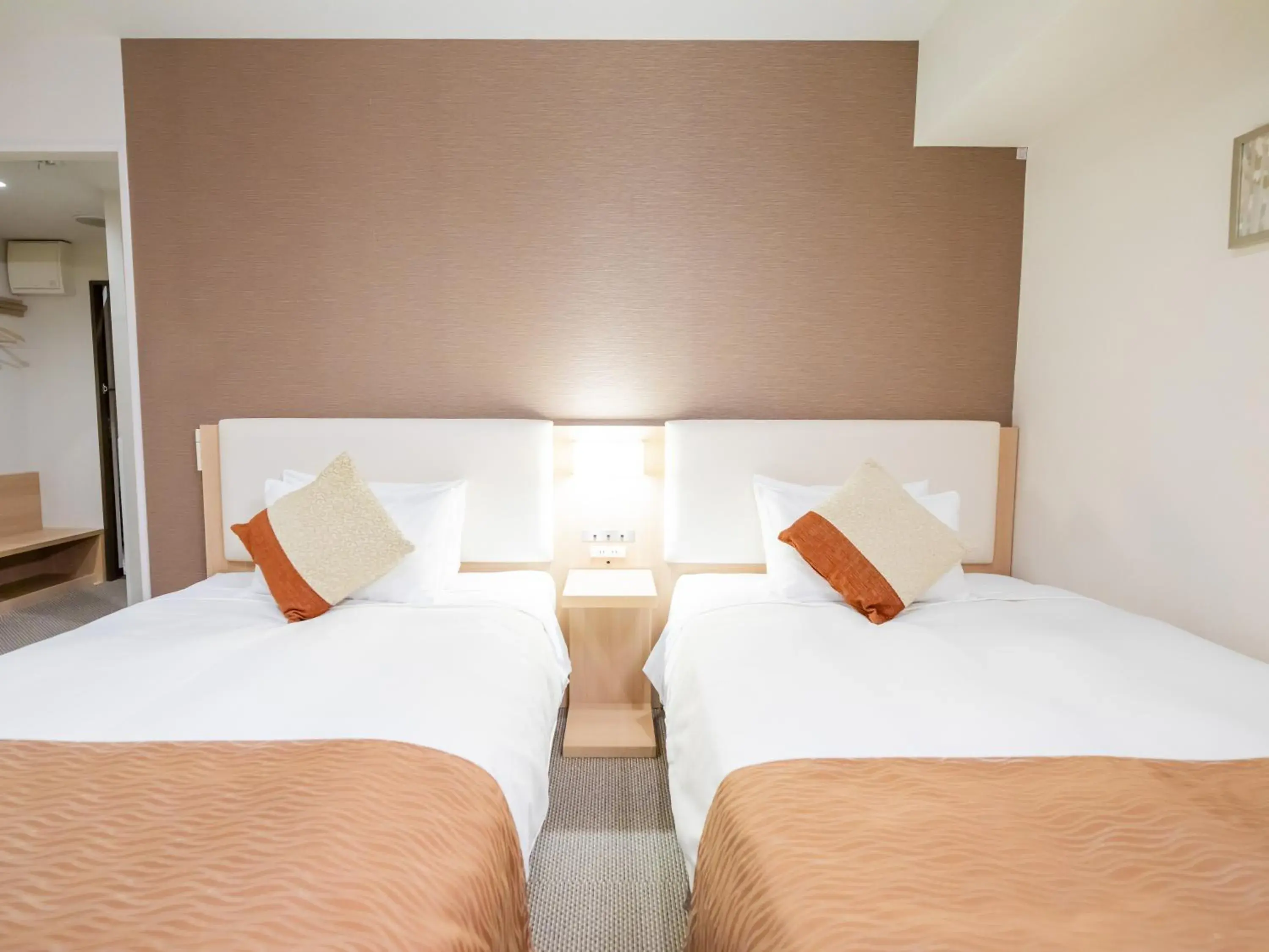 Photo of the whole room, Bed in Tokyu Stay Nihonbashi Photo of the whole room, Bed in Tokyu Stay Nihonbashi