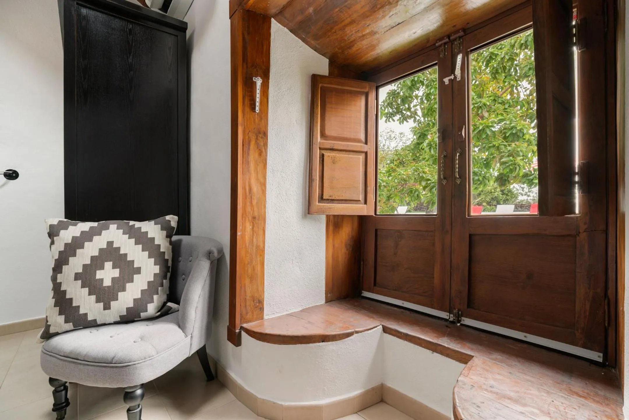 Seating area in The El Paso