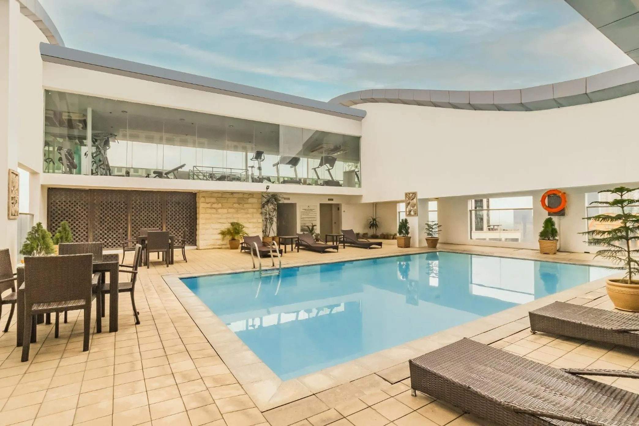 St Giles Hotel Makati