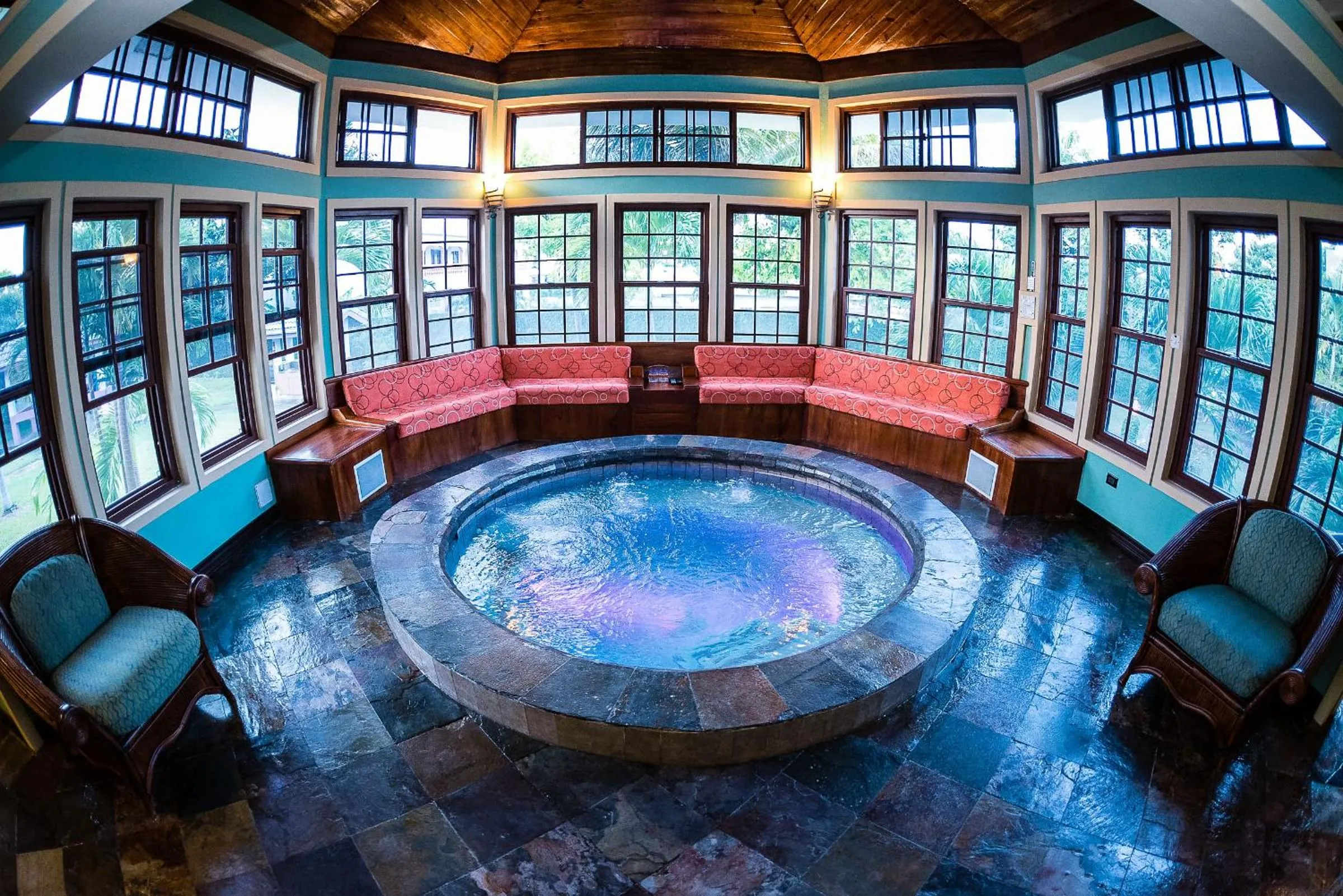 Area and facilities in Villa Dora Mae