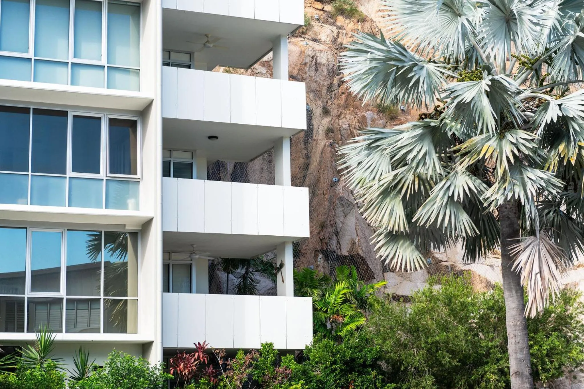 Property building in Grand Mercure Apartments Magnetic Island