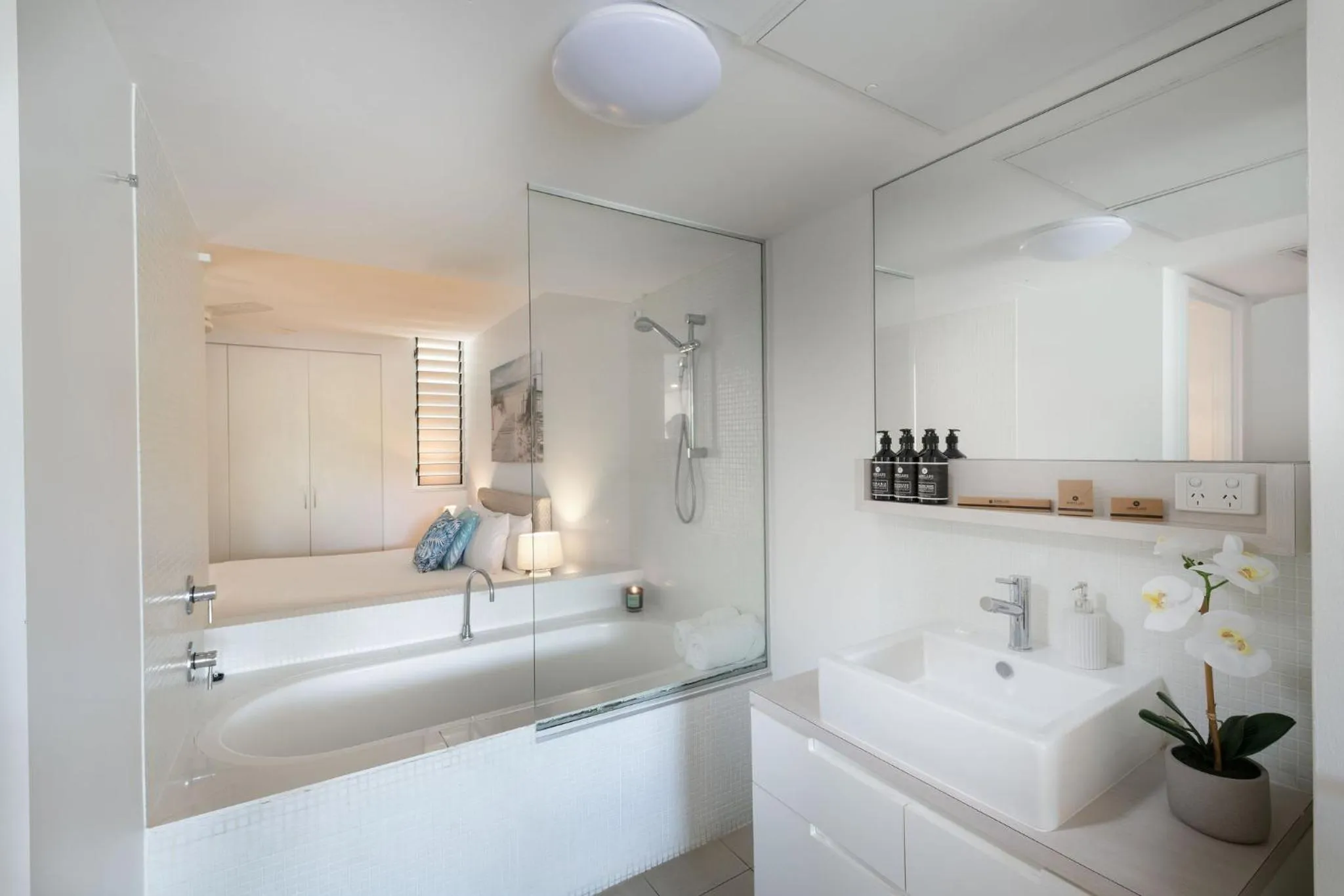 Bathroom in Grand Mercure Apartments Magnetic Island
