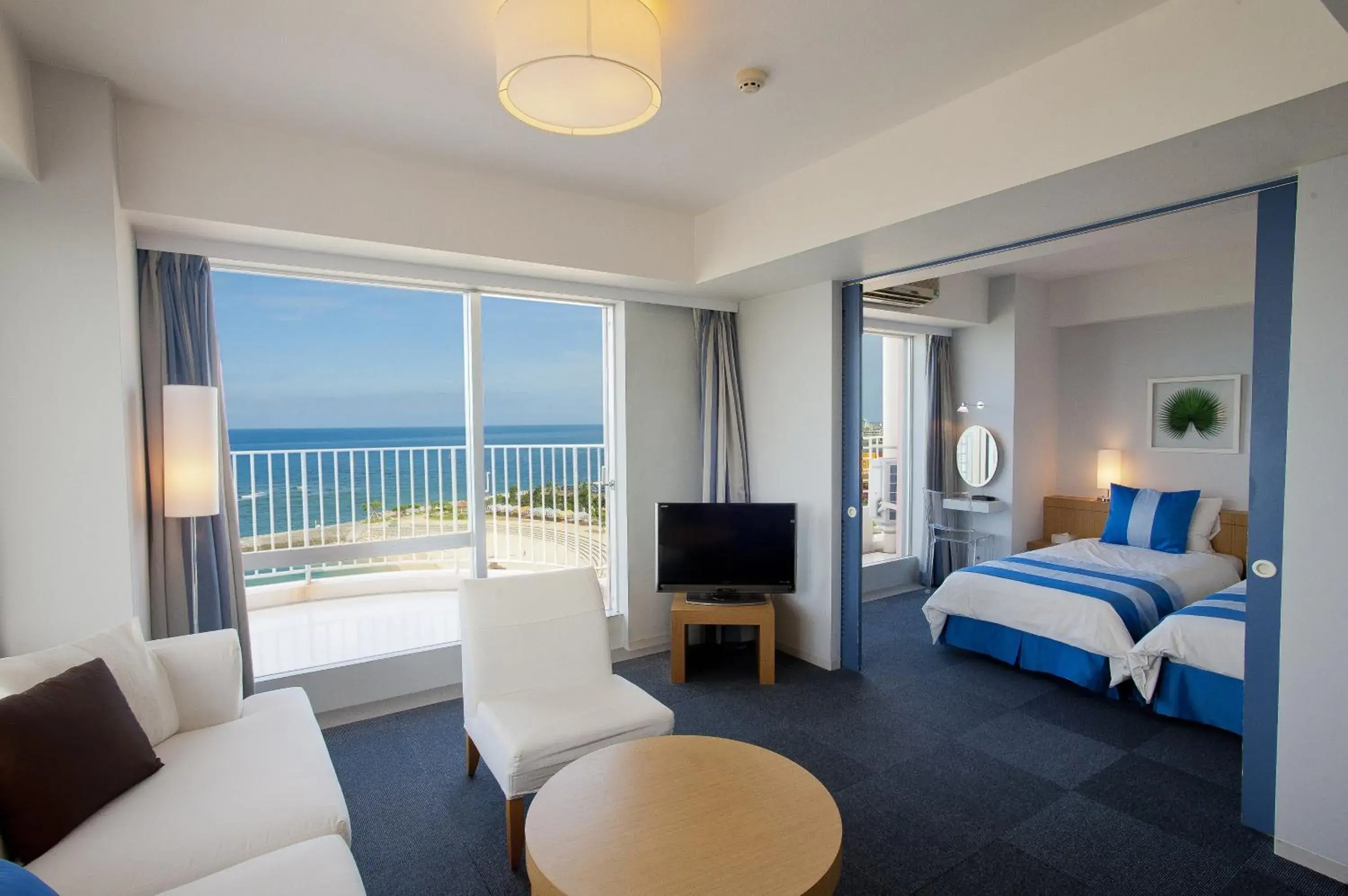 Bed in The Beach Tower Okinawa Bed in The Beach Tower Okinawa