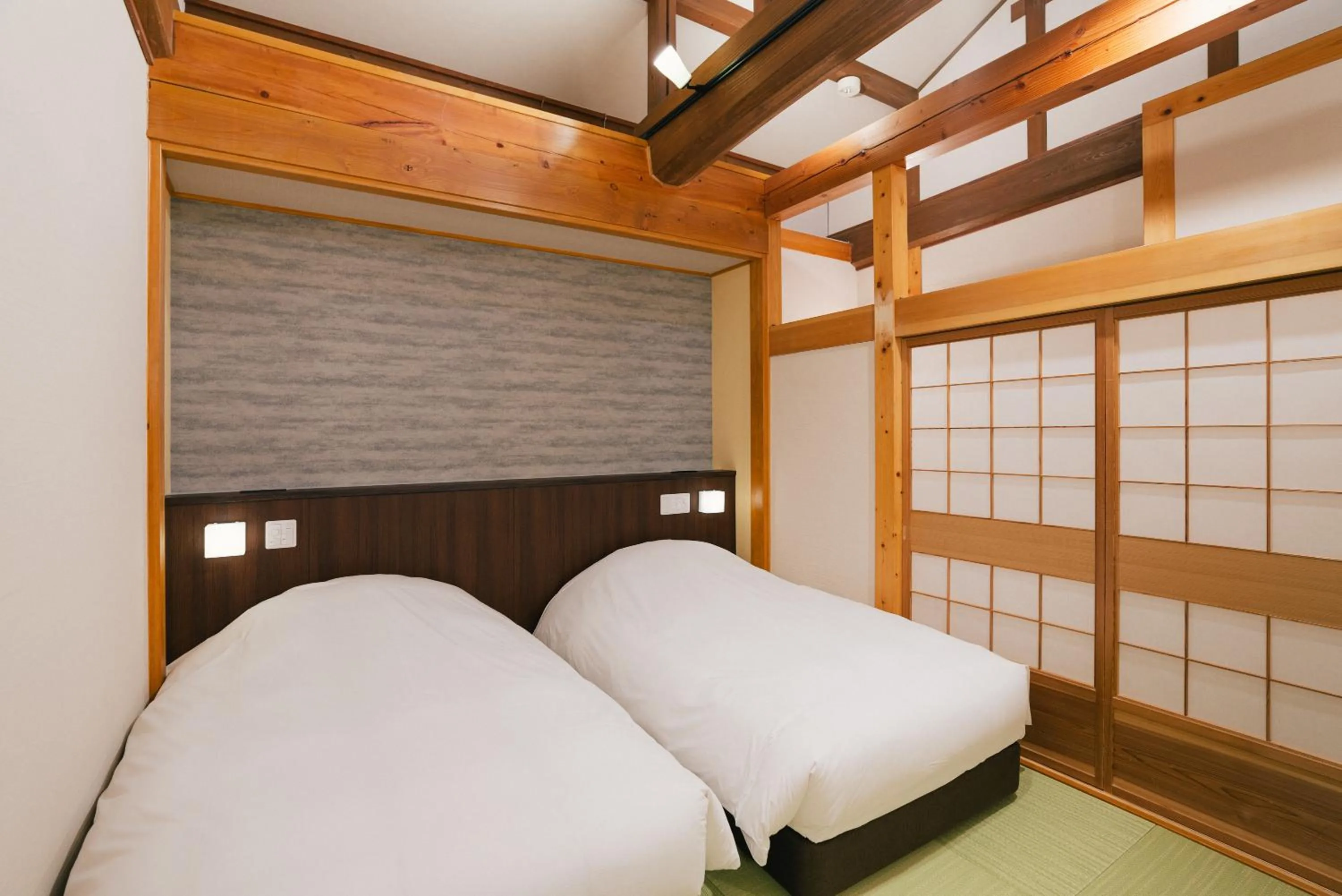 Pets, Bed in Miyama Ouan