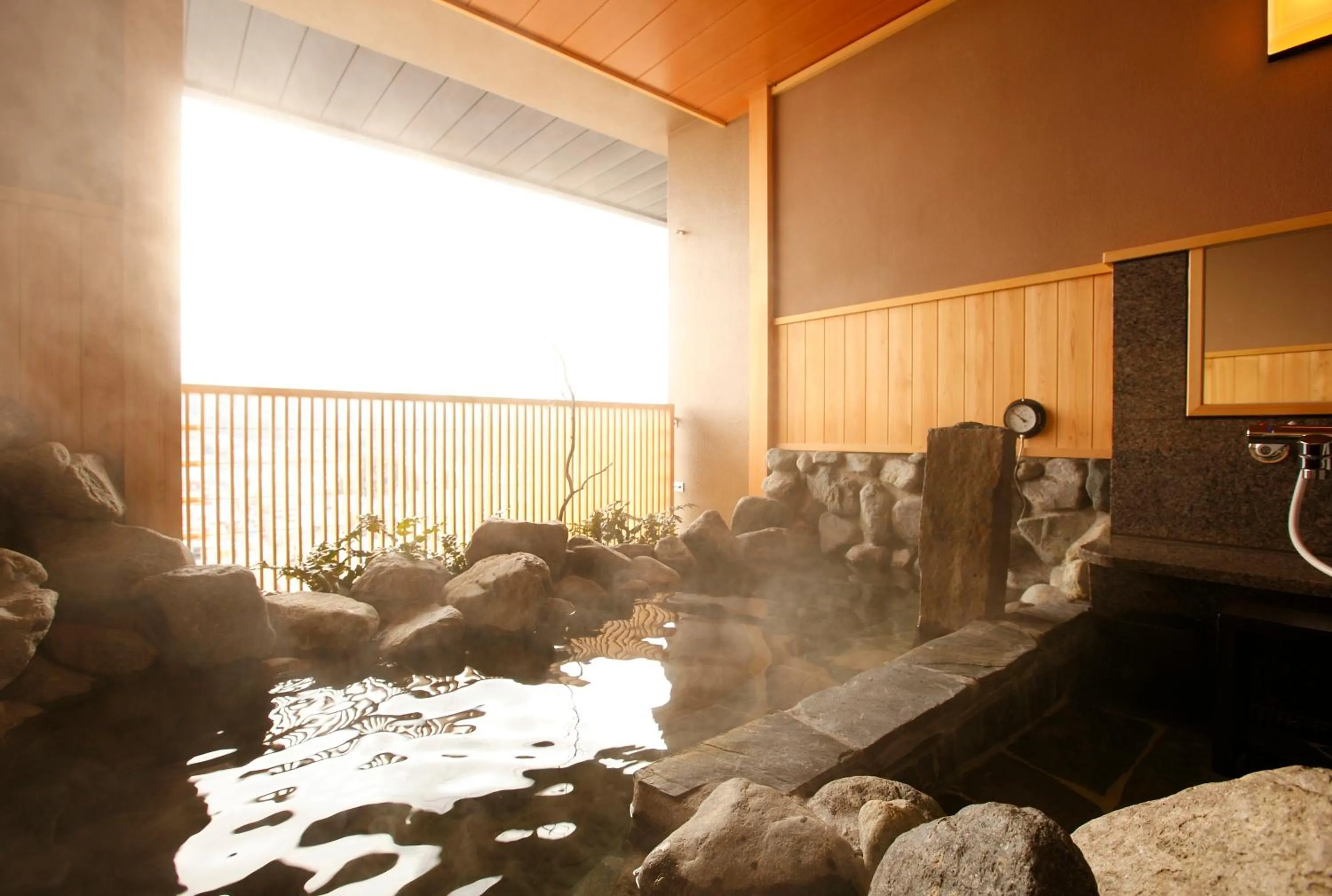 Hot Spring Bath in Takayama Ouan