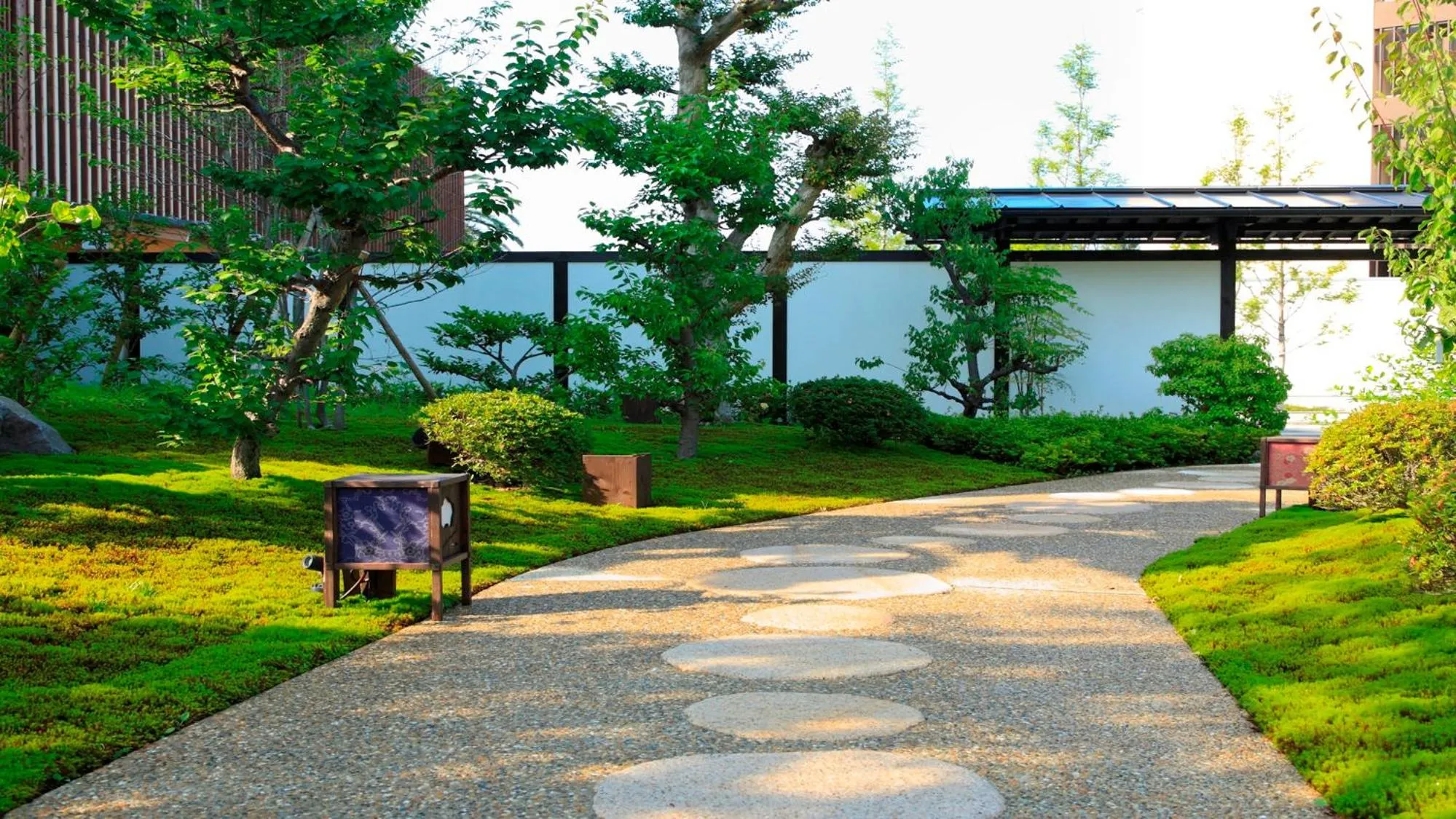 Property building in Hamachidorinoyu Kaisyu