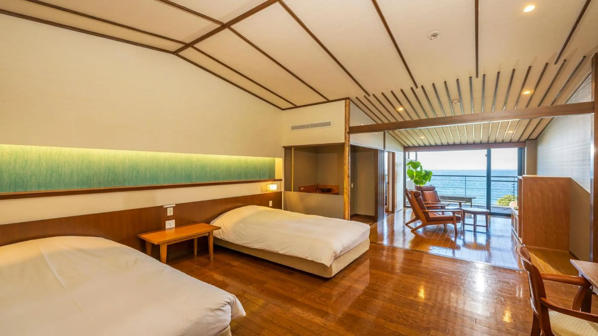 Photo of the whole room, Bed in Hamachidorinoyu Kaisyu