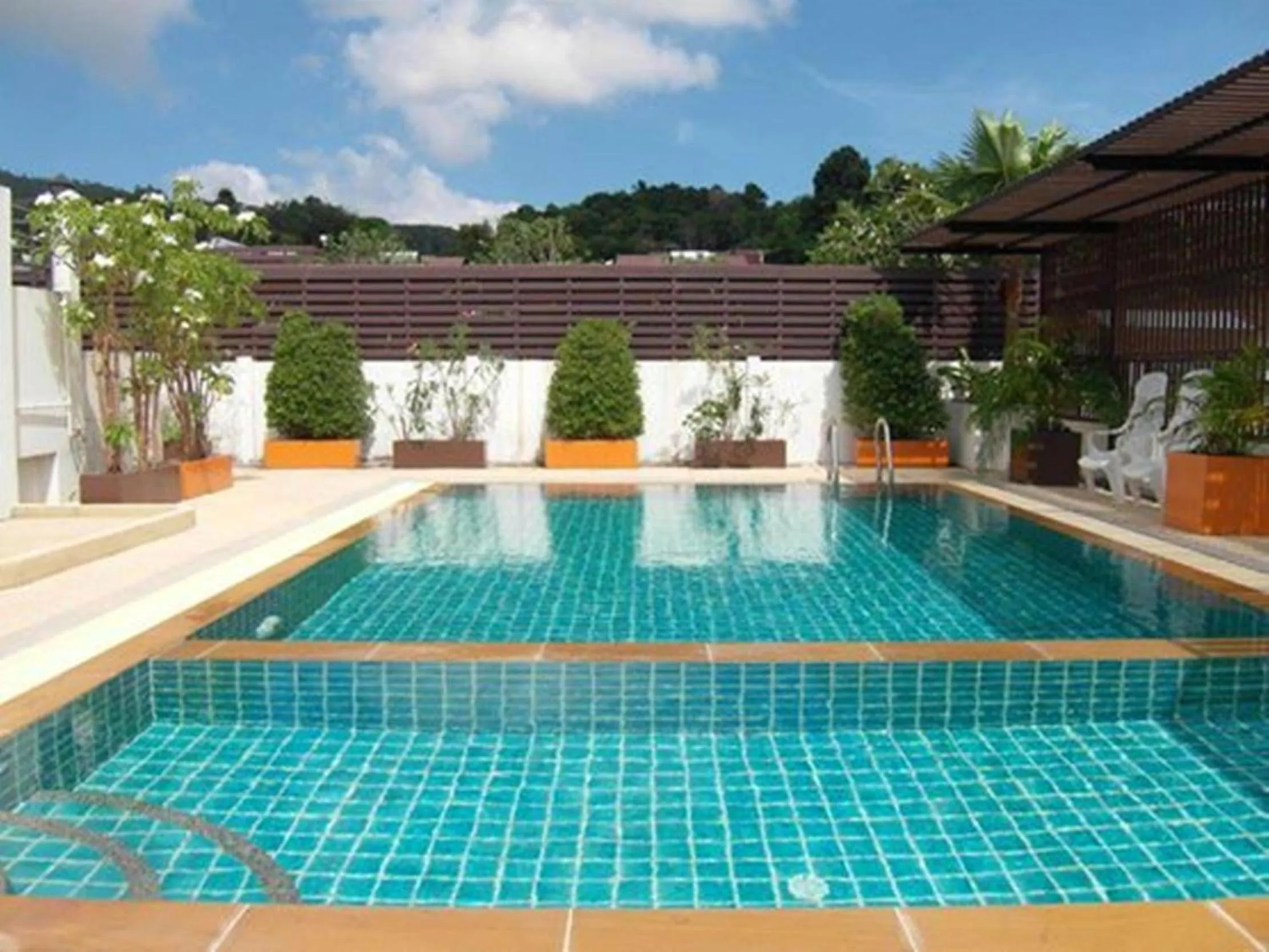 Swimming pool in Patong Princess Hotel