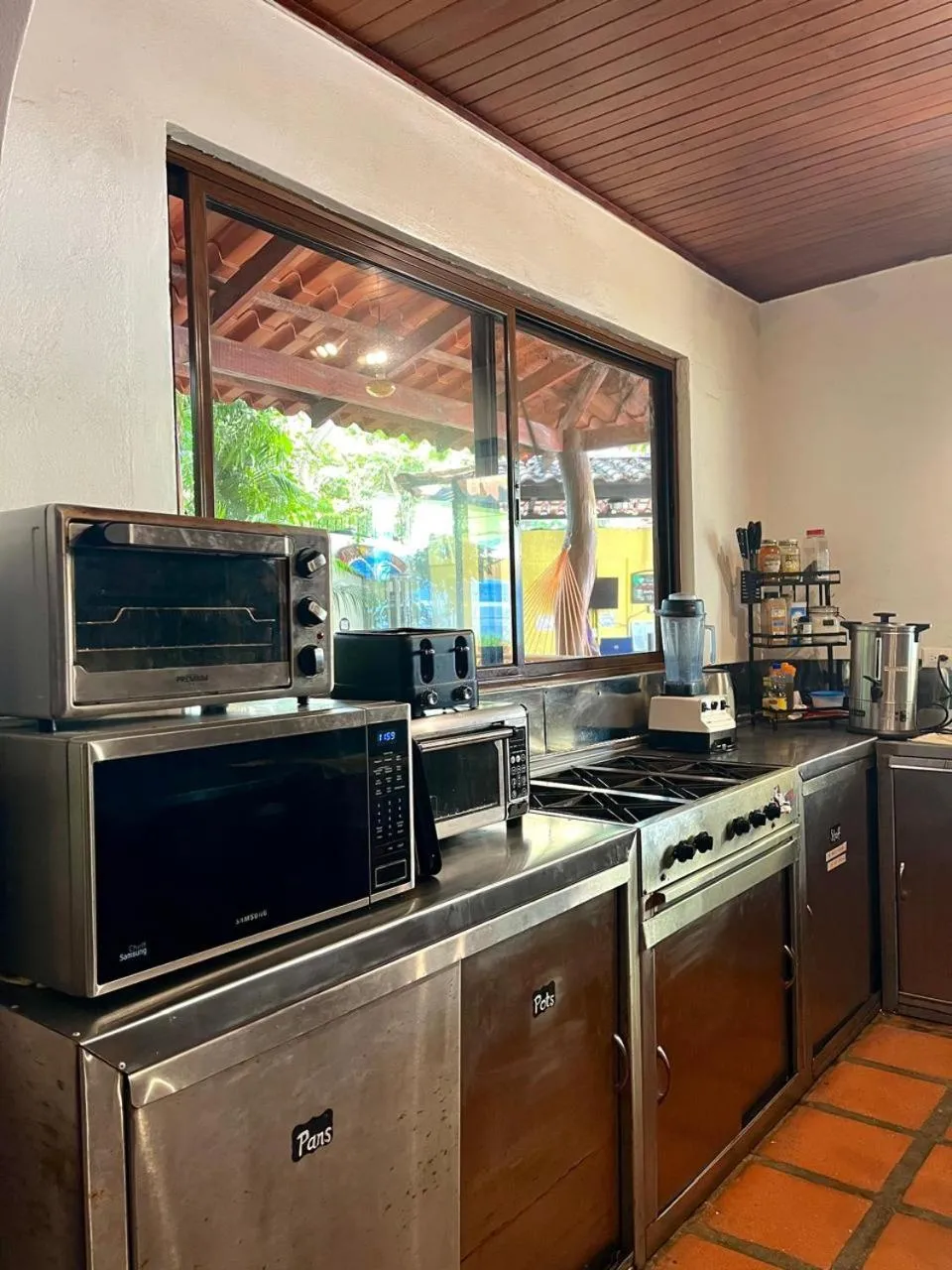 Coffee/tea facilities in Tamarindo Backpackers