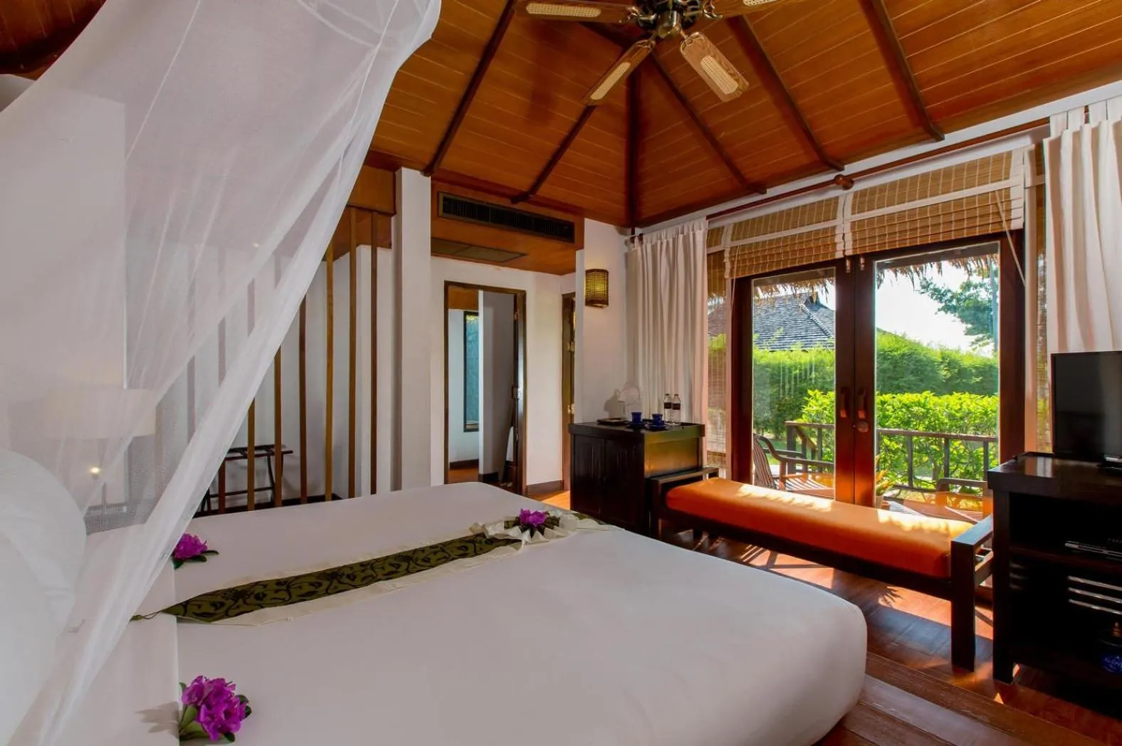 Bed in Elixir Resort Koh Yao Yai - SHA Plus