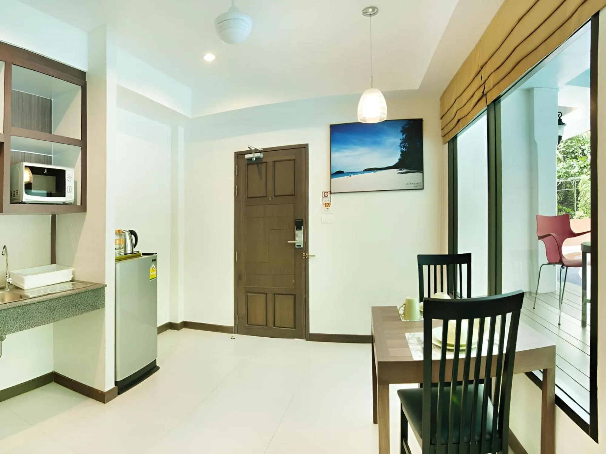 Kitchen or kitchenette in Ratana Hill Patong
