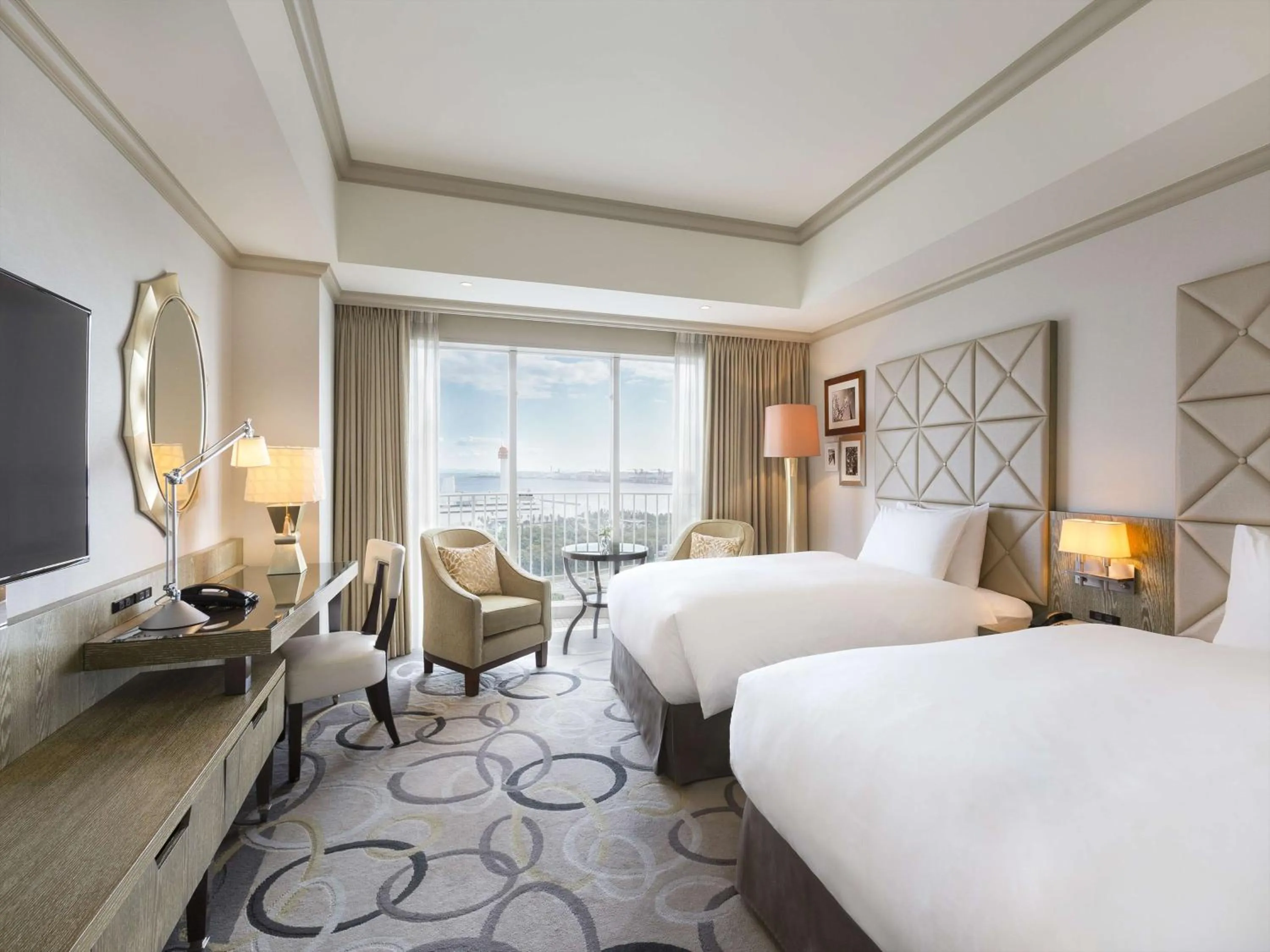 Bedroom, Bed in Hilton Tokyo Odaiba