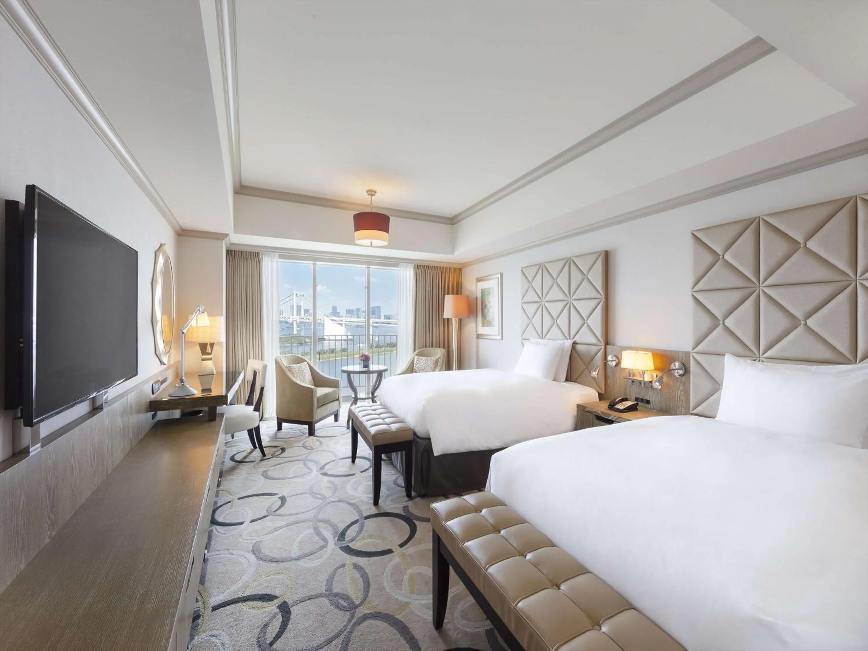 Bedroom, Bed in Hilton Tokyo Odaiba