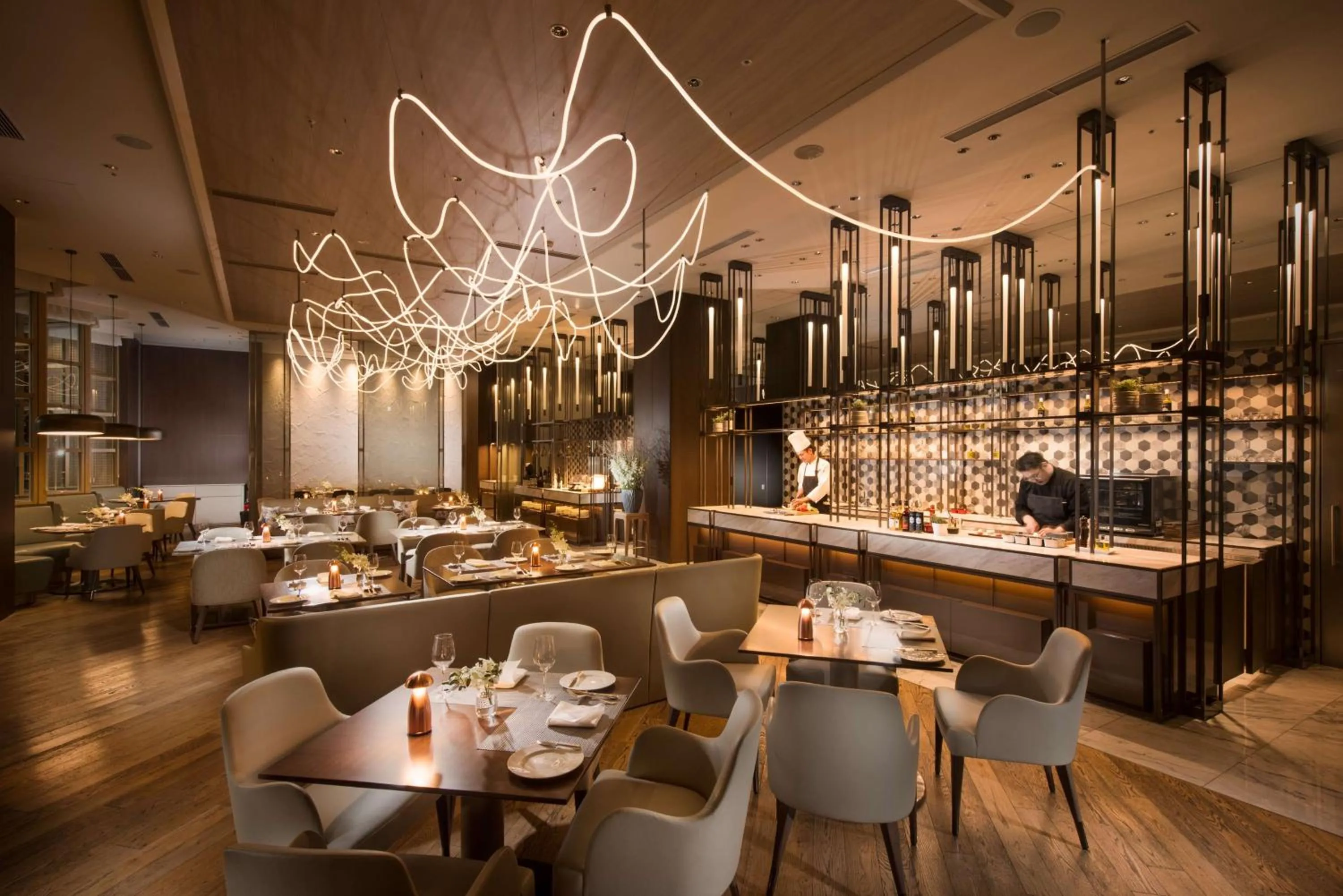 Restaurant/places to eat in Hilton Tokyo Odaiba