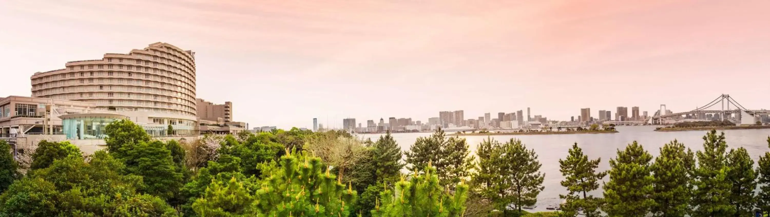 Property building in Hilton Tokyo Odaiba Property building in Hilton Tokyo Odaiba