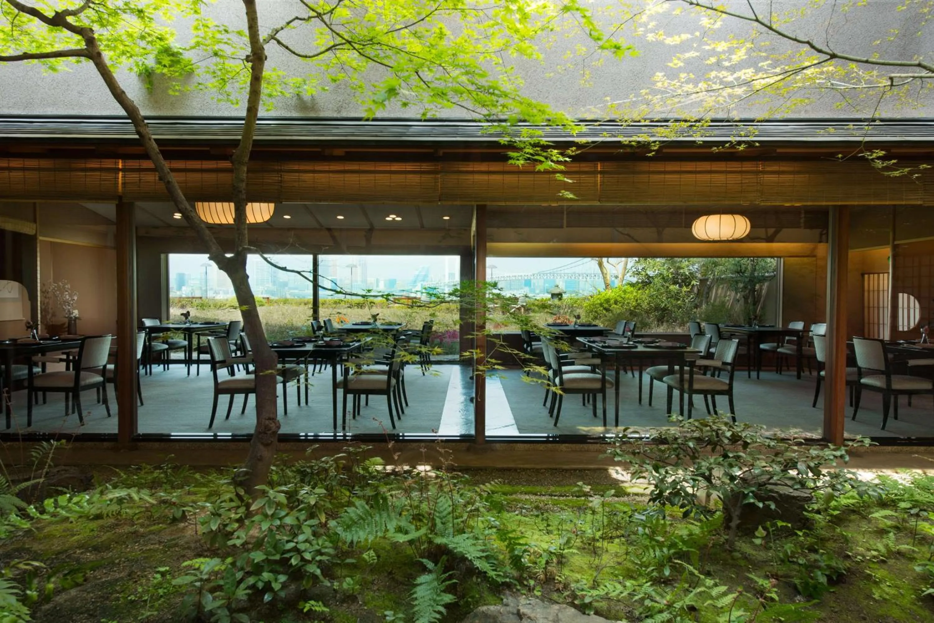 Restaurant/places to eat in Hilton Tokyo Odaiba