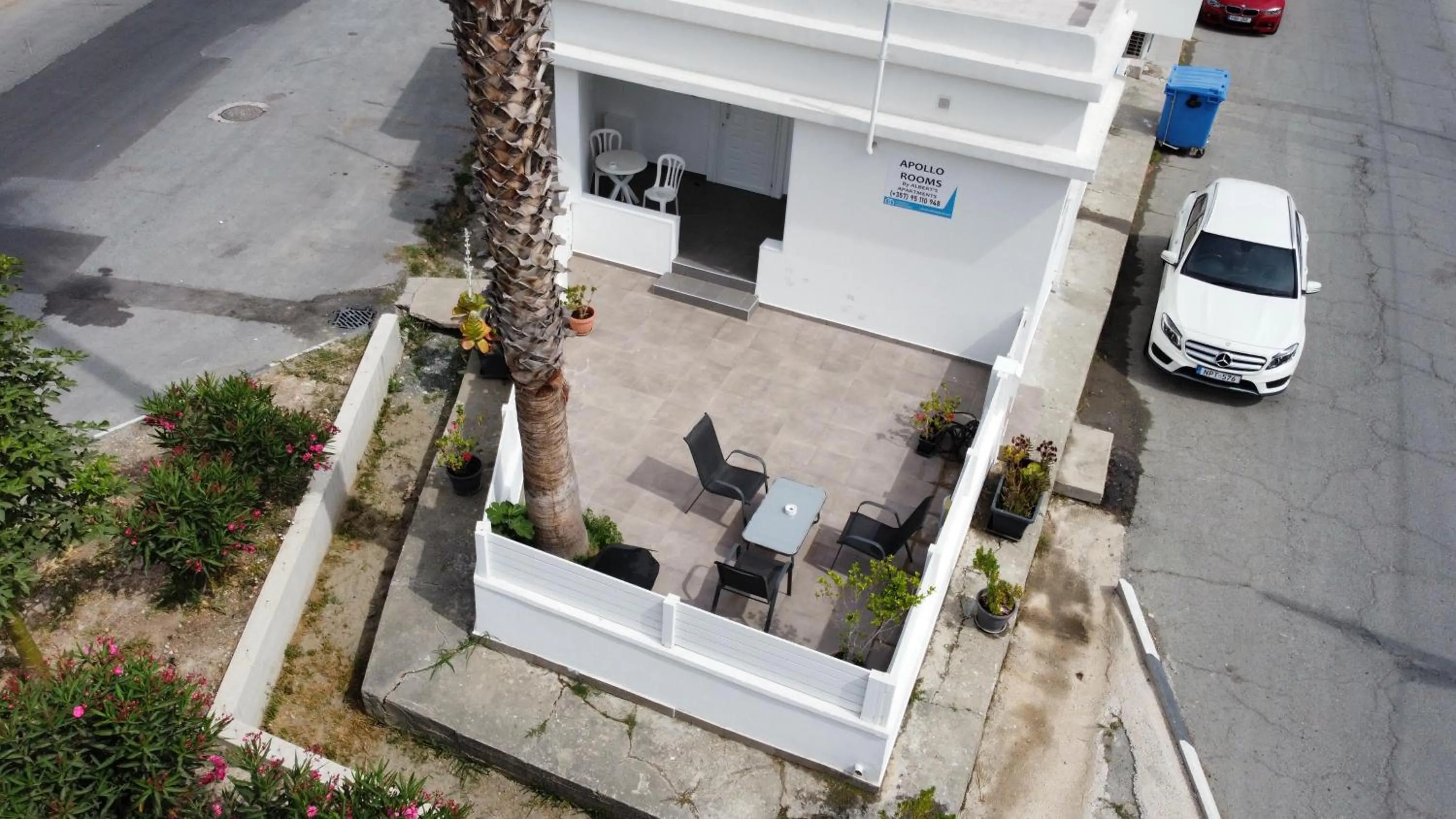 Apollo Rooms by Albert's Apartment