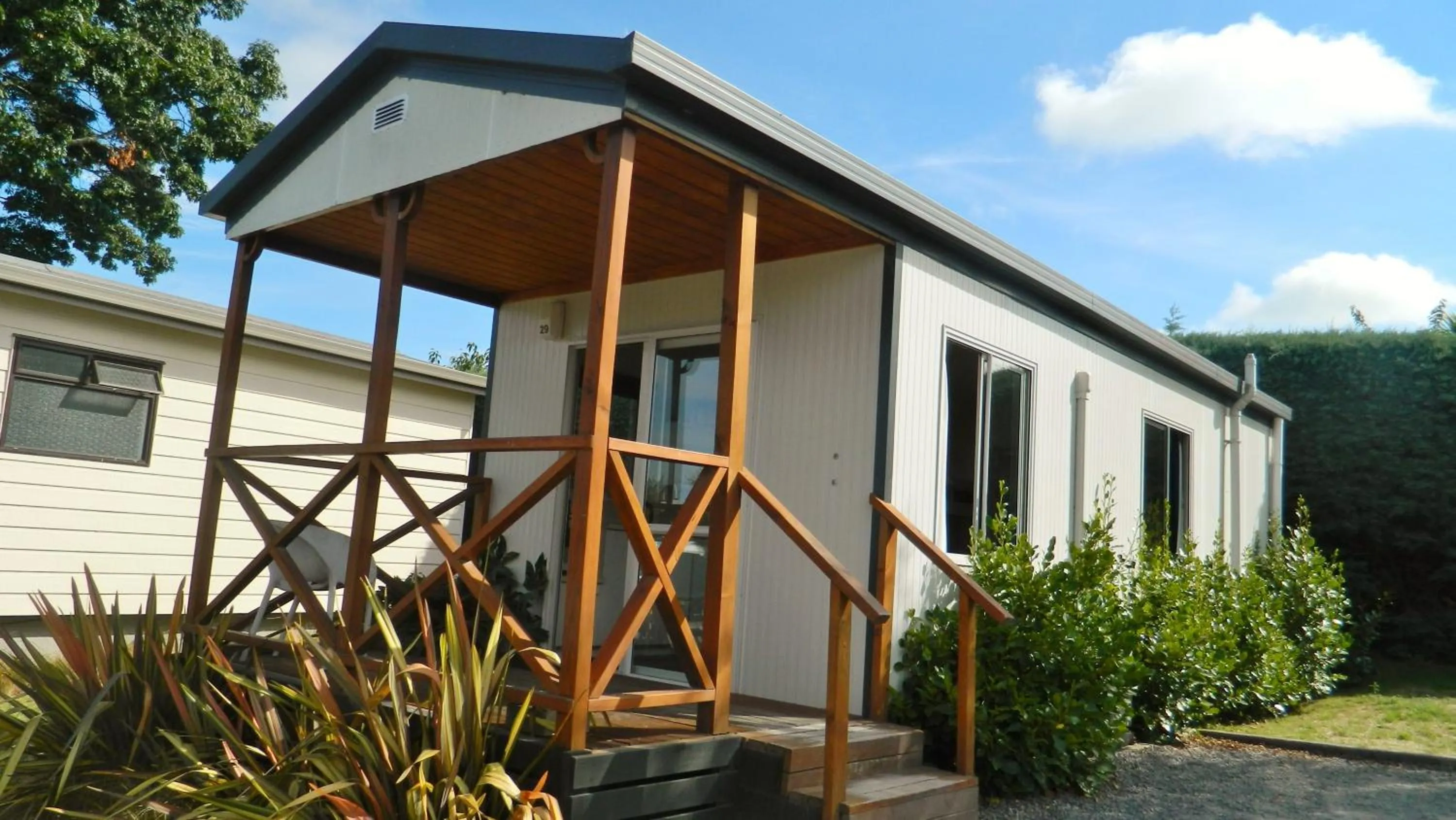 Balcony/Terrace in Taupo Debretts Spa Resort