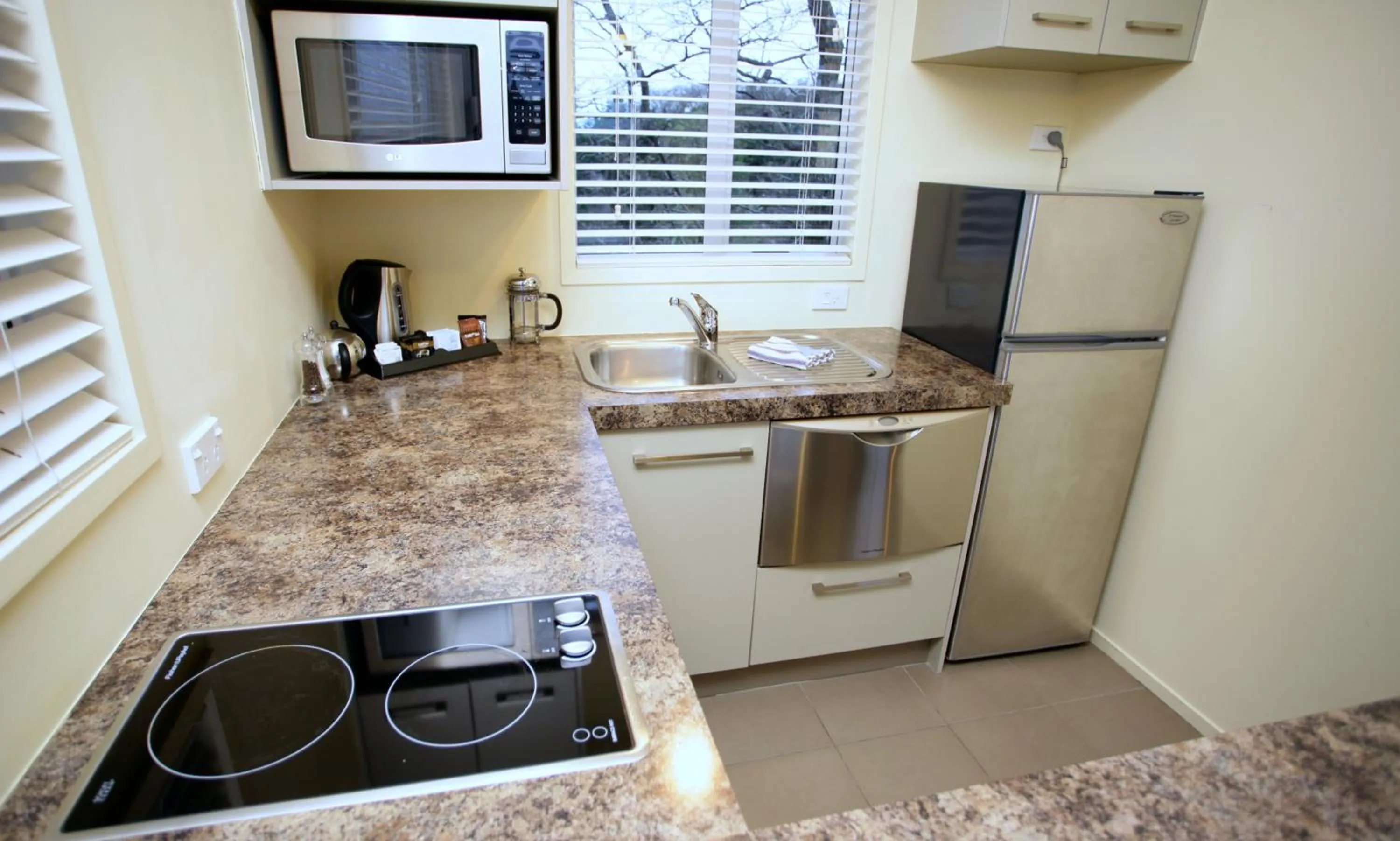 Kitchen or kitchenette in Taupo Debretts Spa Resort