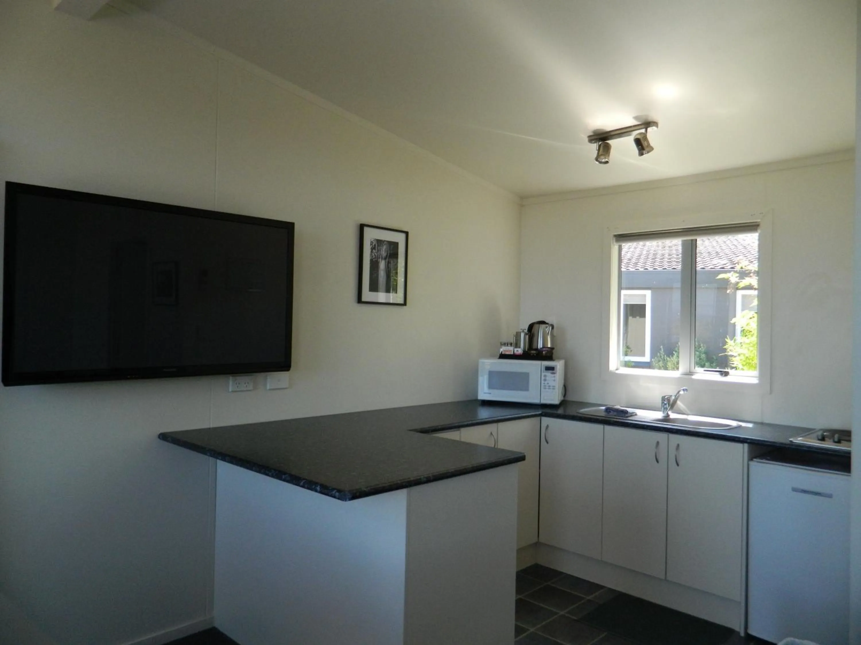 Kitchen or kitchenette in Taupo Debretts Spa Resort