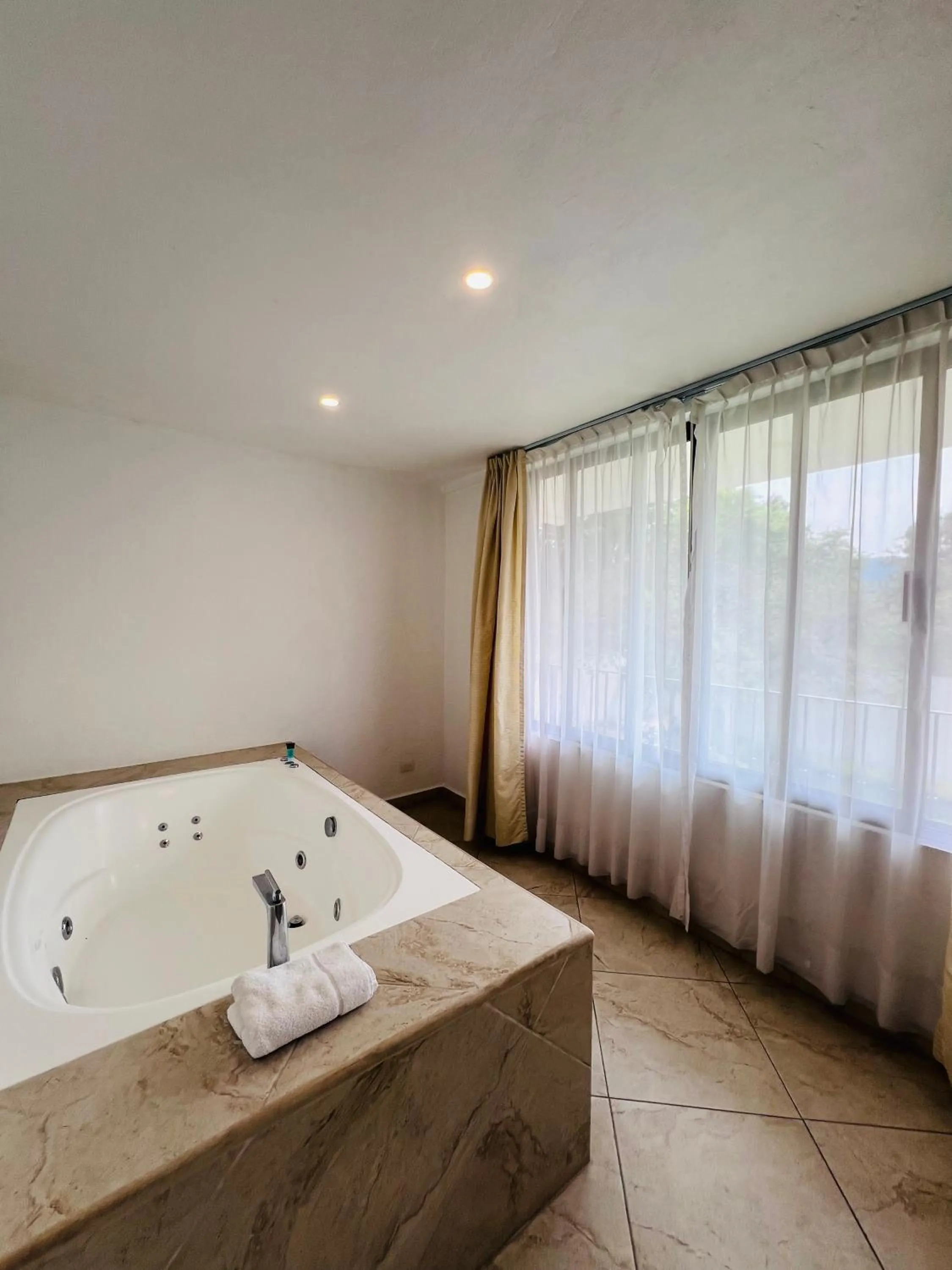 Hot Tub in Hotel Las Puertas de Tepoztlan