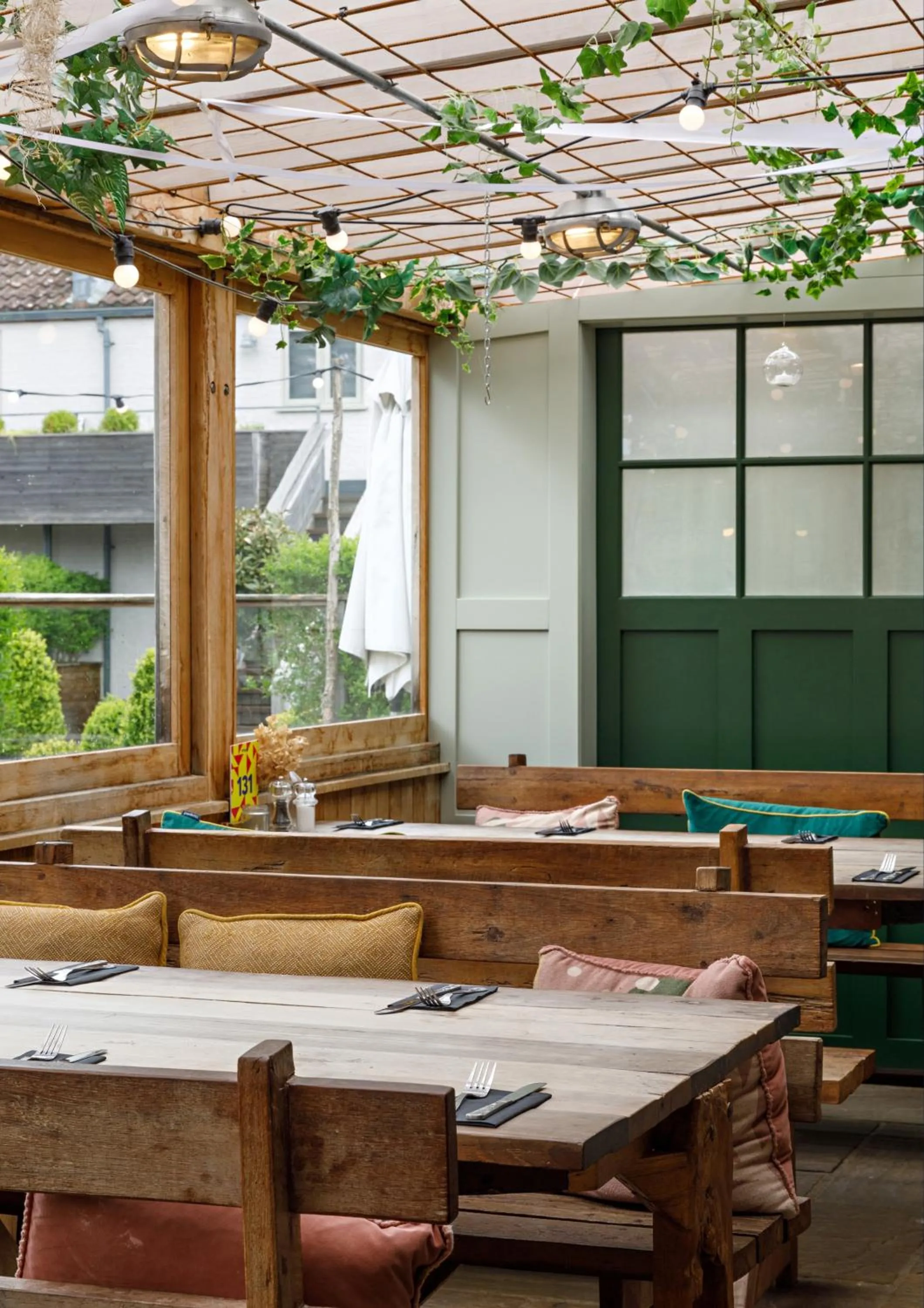 Restaurant/places to eat in Ffolkes