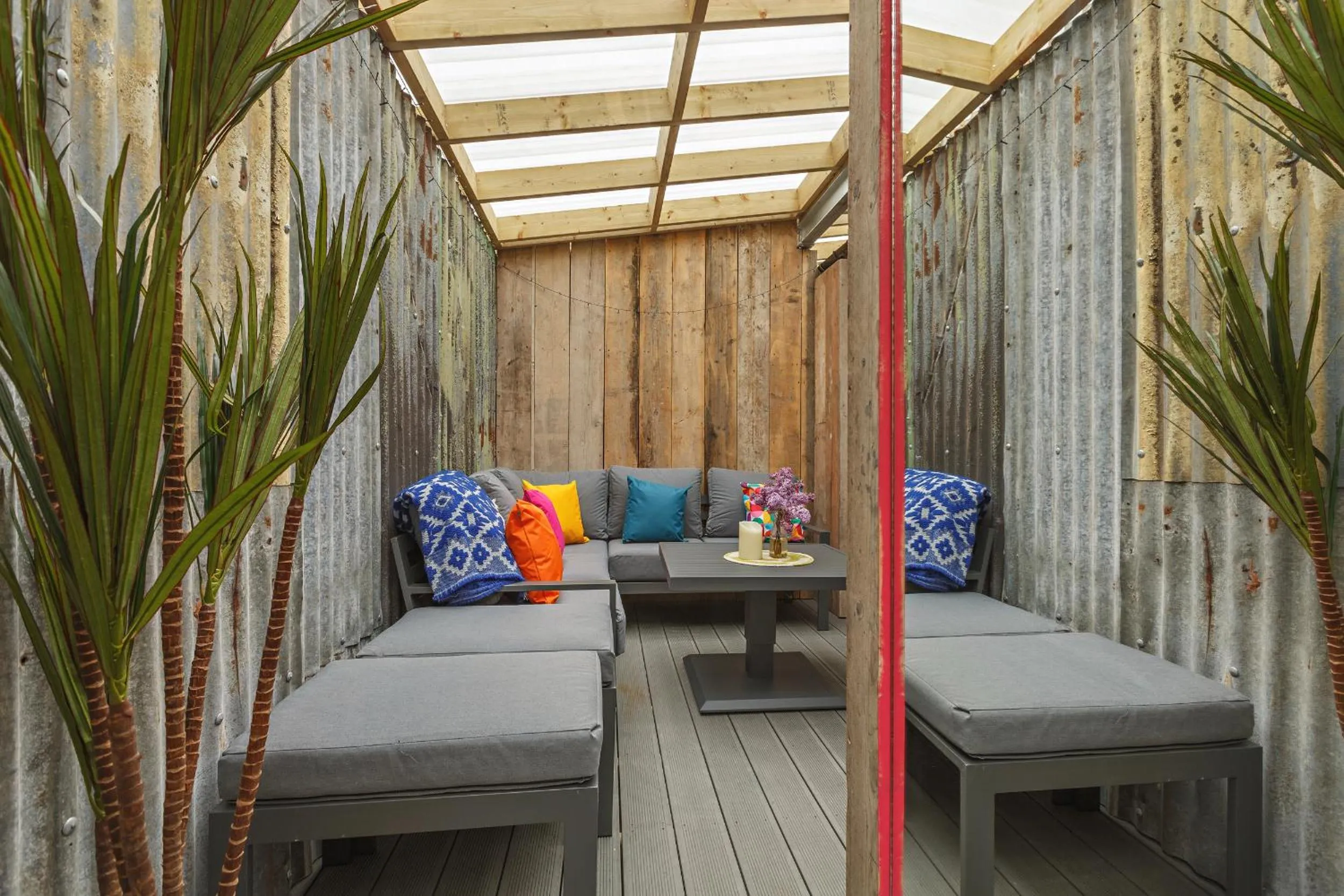 Seating area in Ffolkes