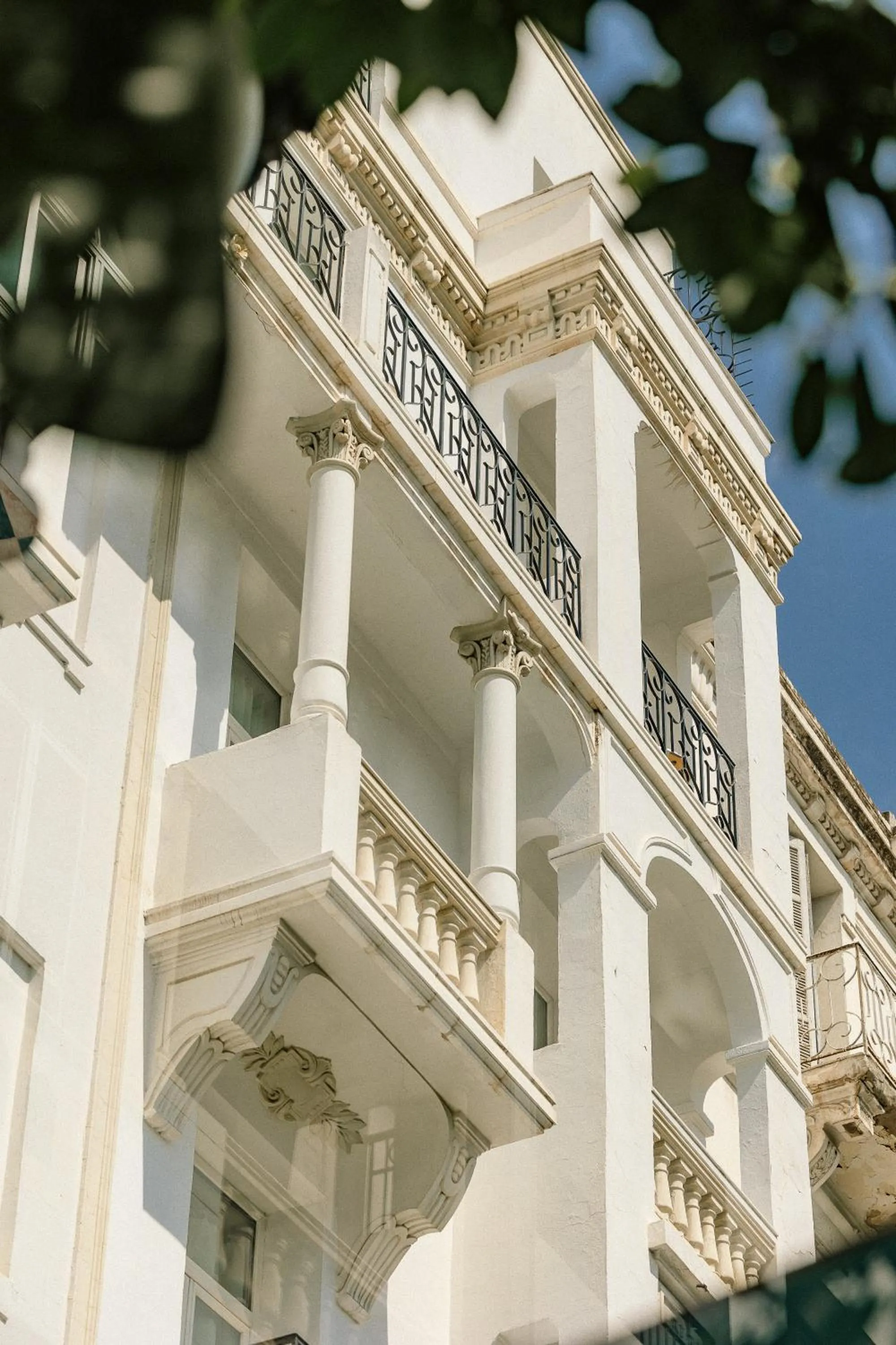 Facade/entrance in Hotel Carlton