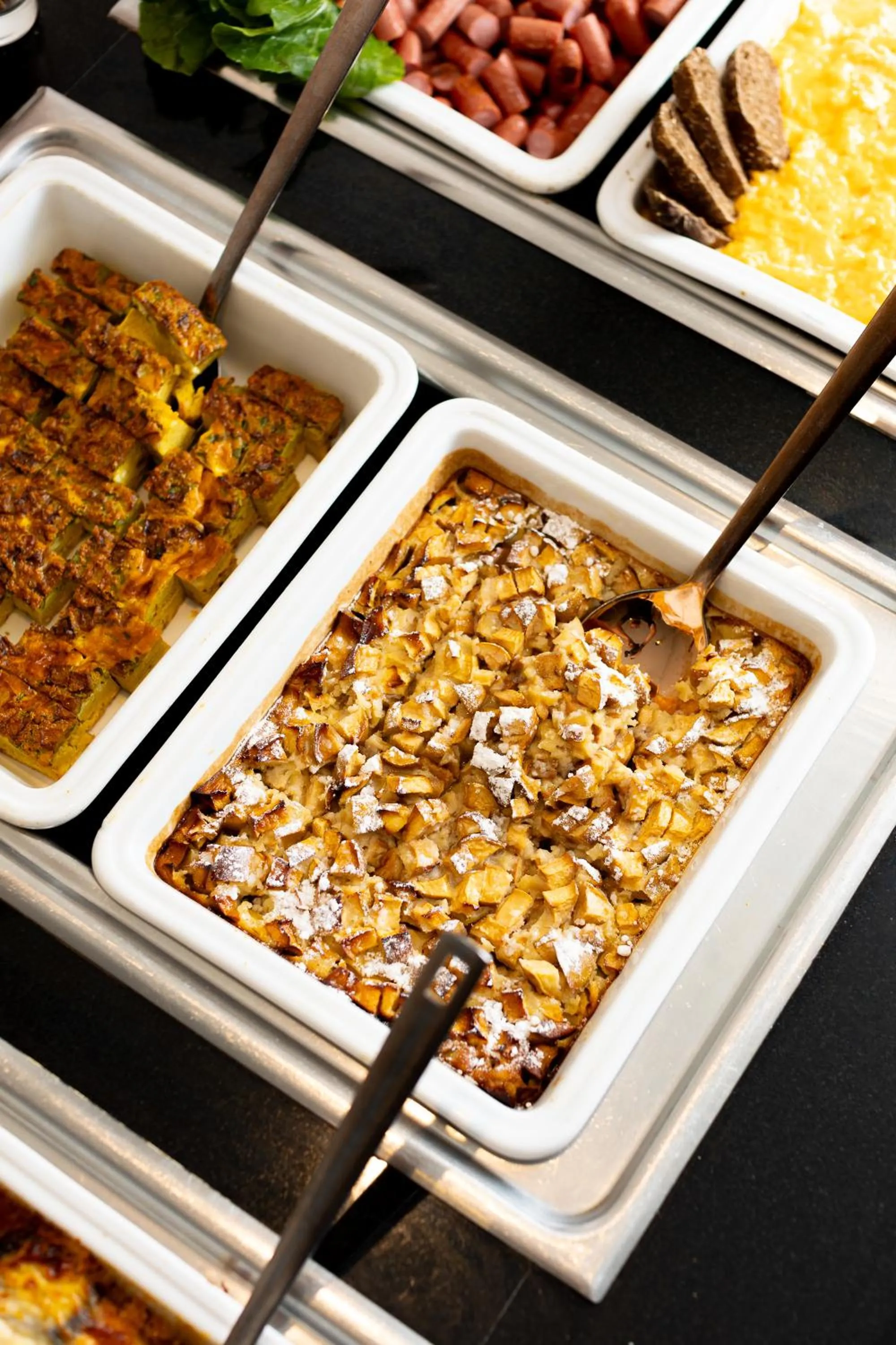 Breakfast in Hotel Carlton