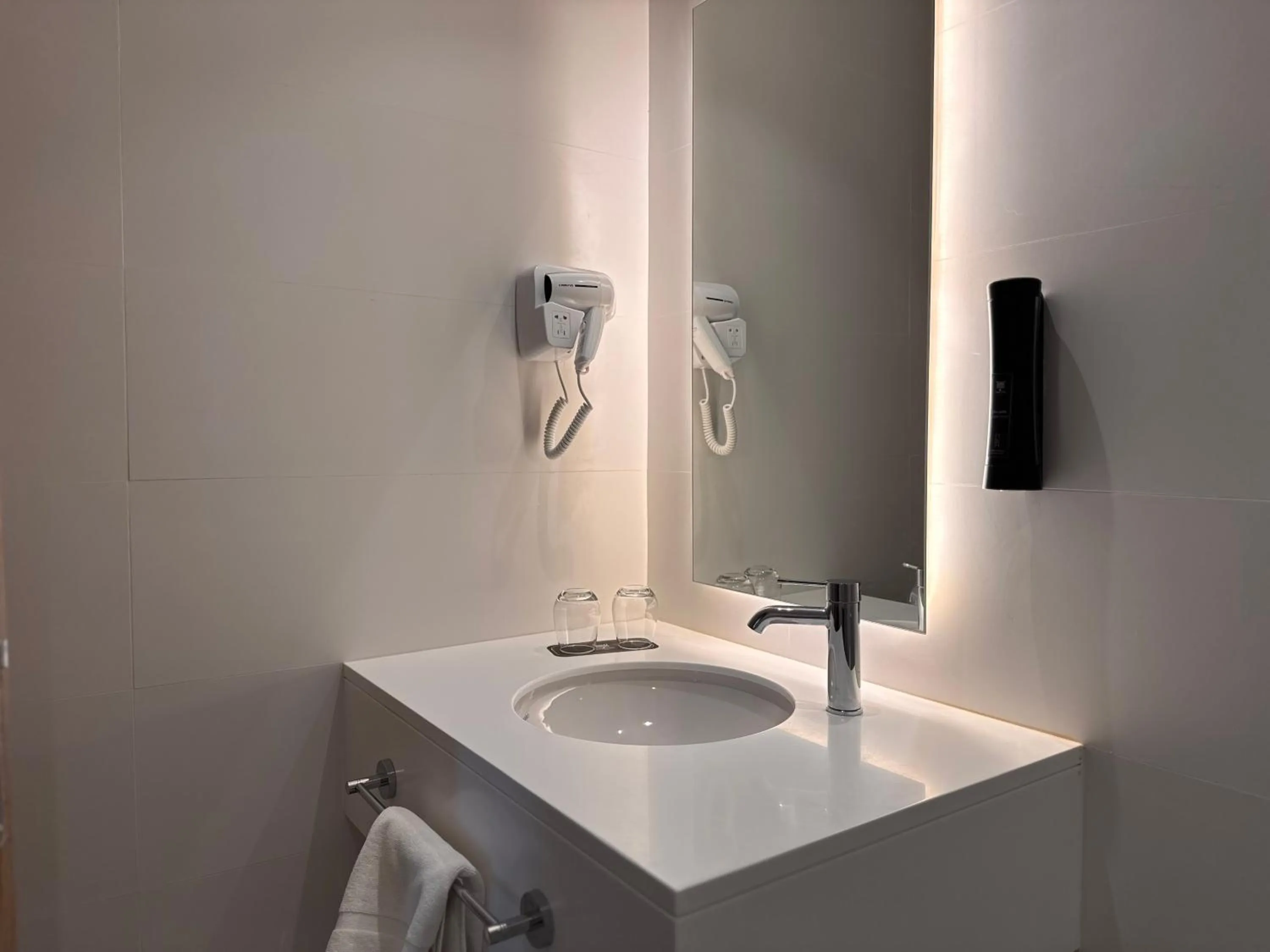 Bathroom in Hotel Carlton