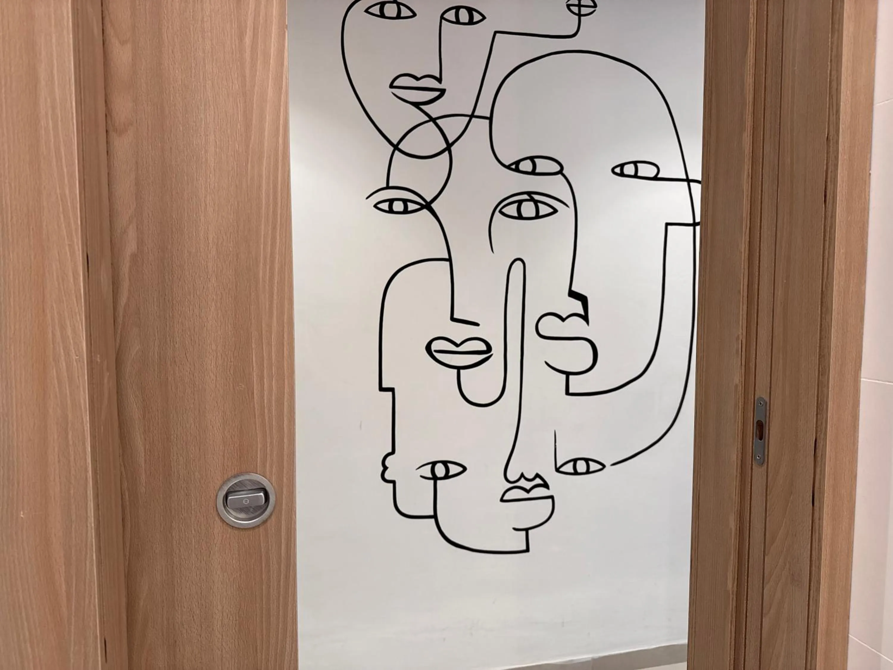 Decorative detail in Hotel Carlton