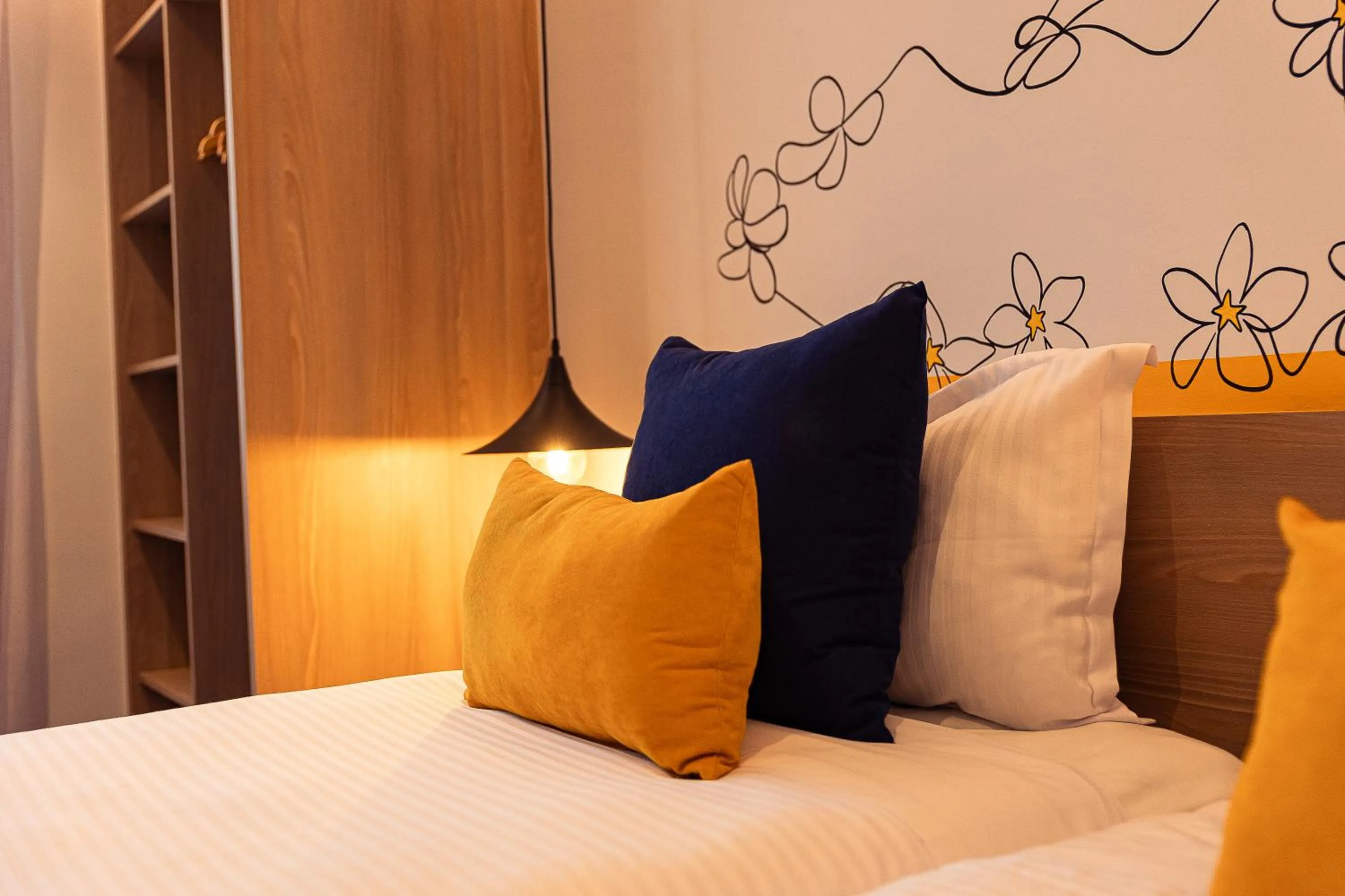 Bed in Hotel Carlton