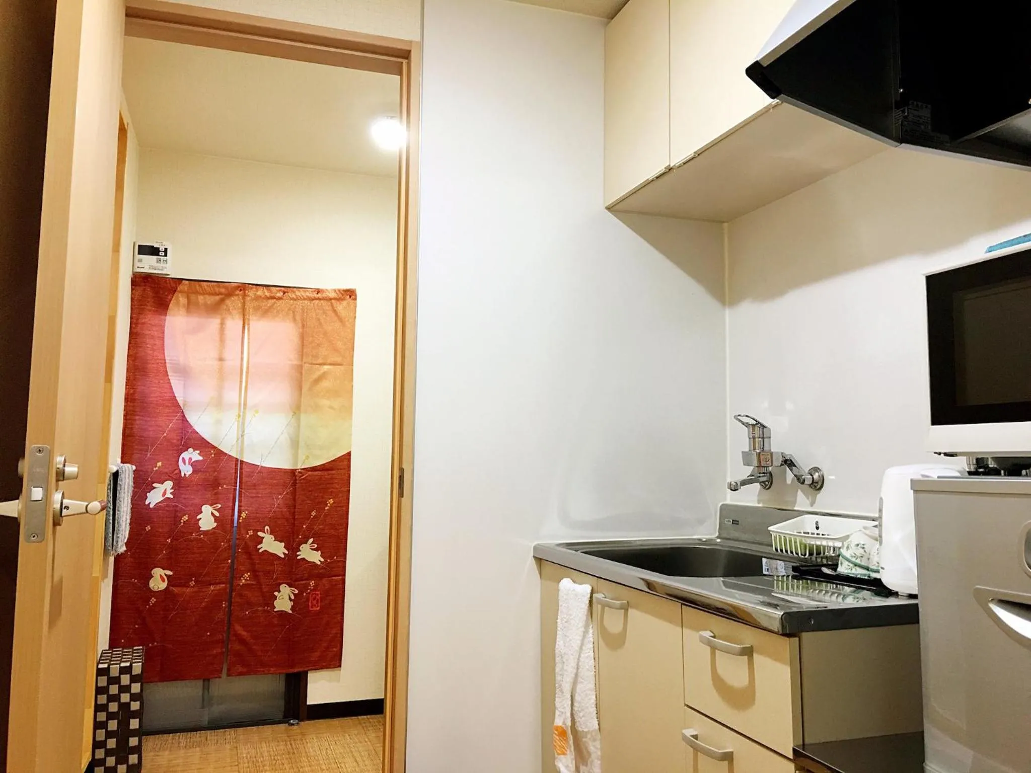 Photo of the whole room in Osaka Tengachaya Guesthouse SAYURI II