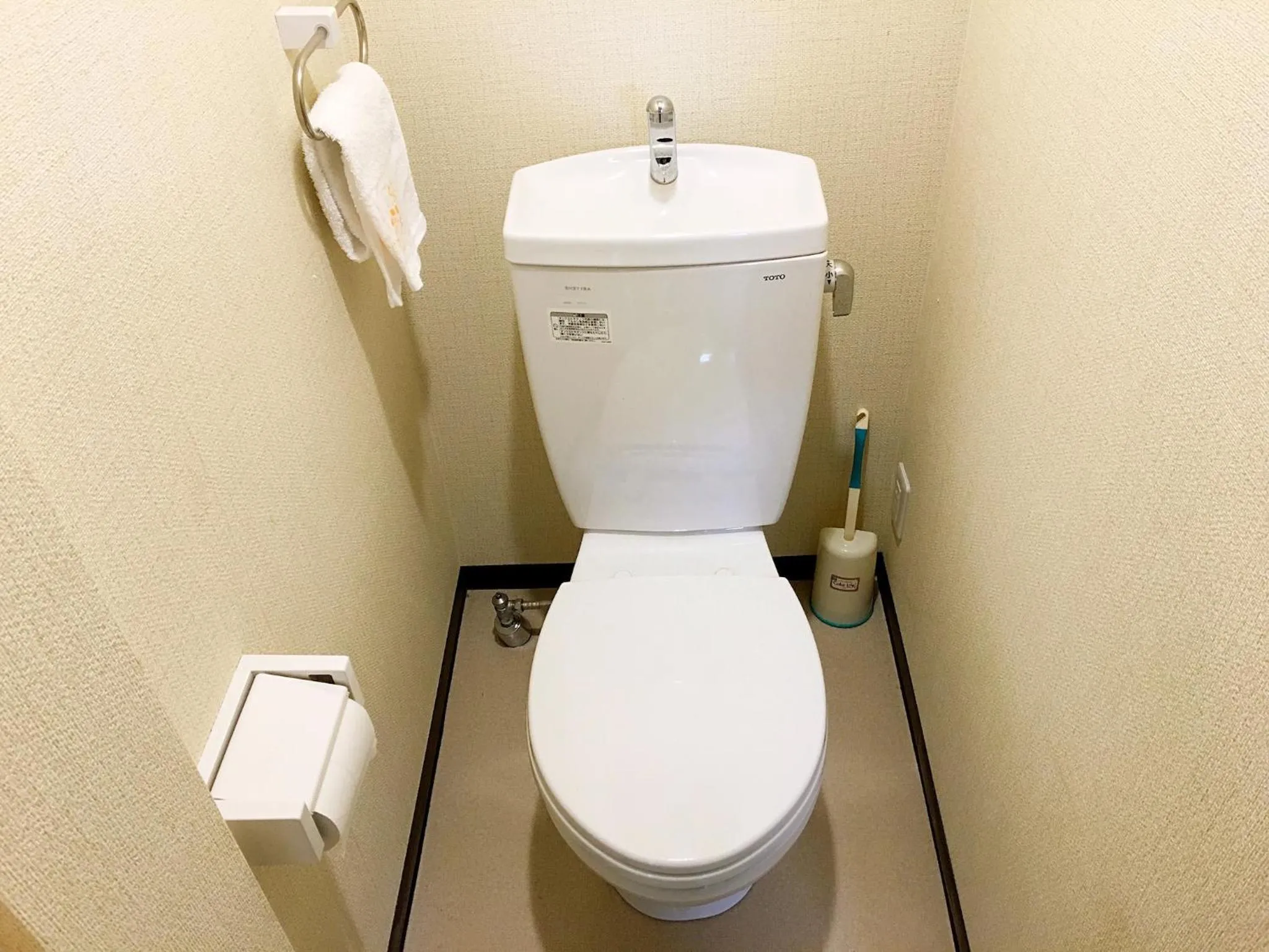Photo of the whole room in Osaka Tengachaya Guesthouse SAYURI II