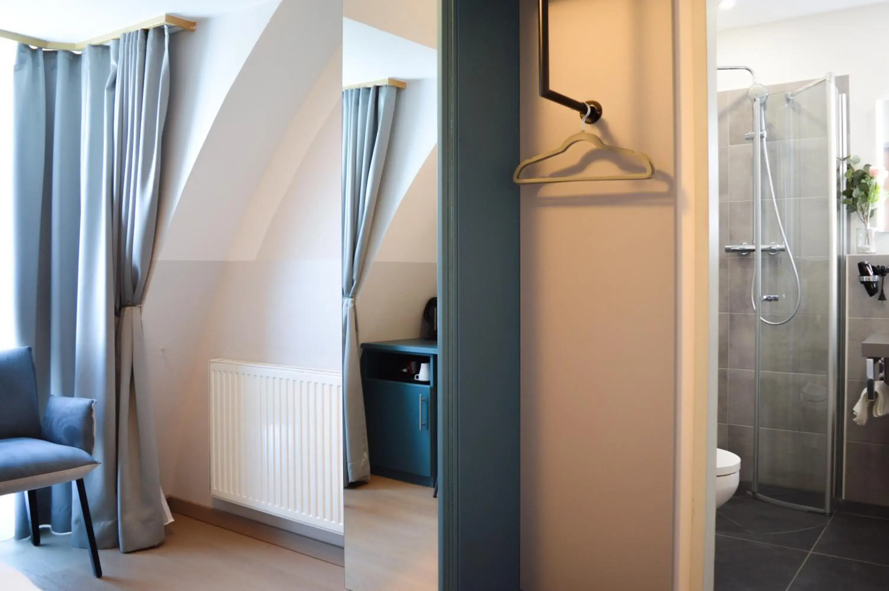 Single Room with Private Bathroom in Pension Elisabeth - Rooms & Apartments Single Room with Private Bathroom in Pension Elisabeth - Rooms & Apartments