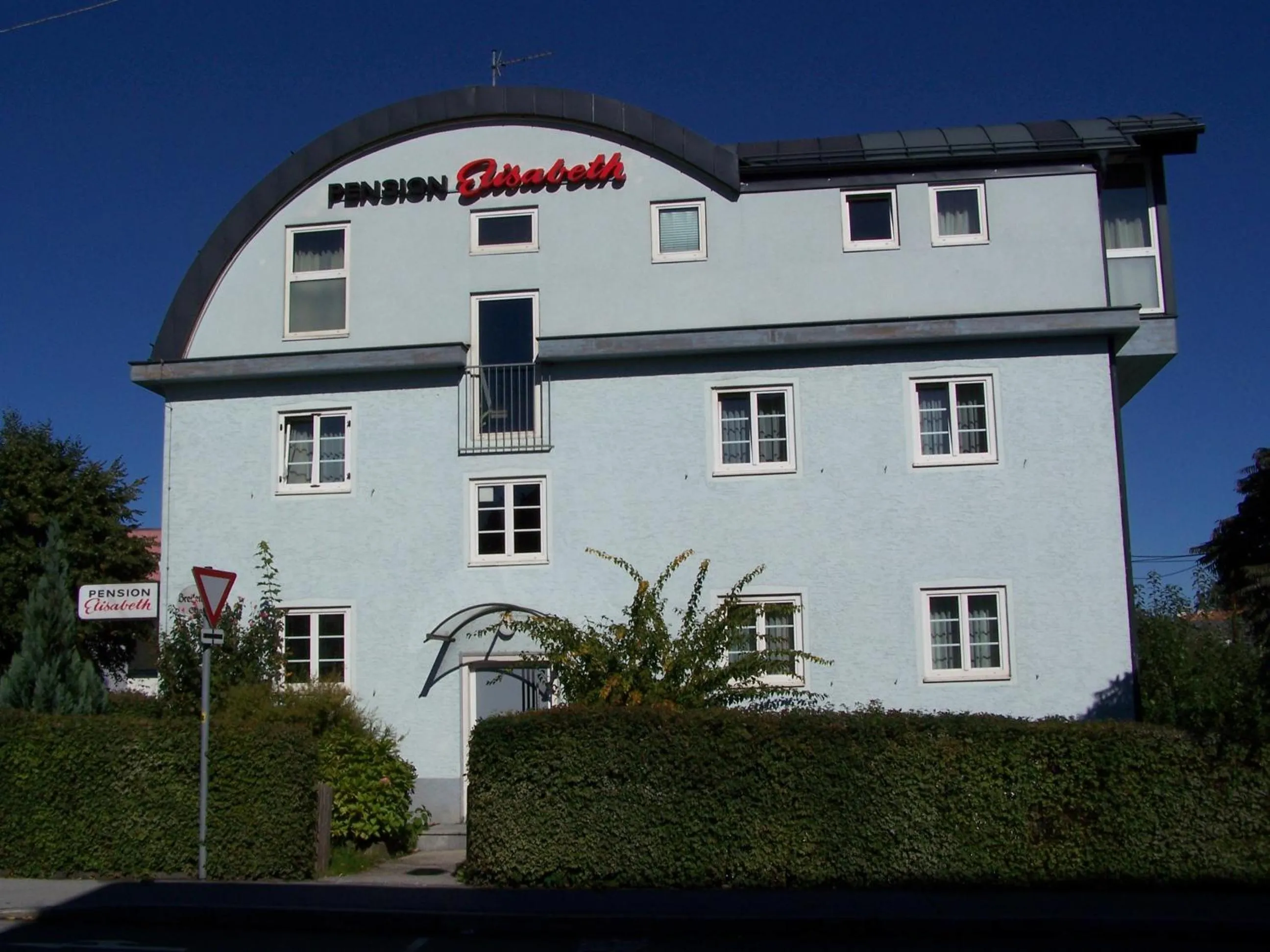 Facade/entrance in Pension Elisabeth - Rooms & Apartments