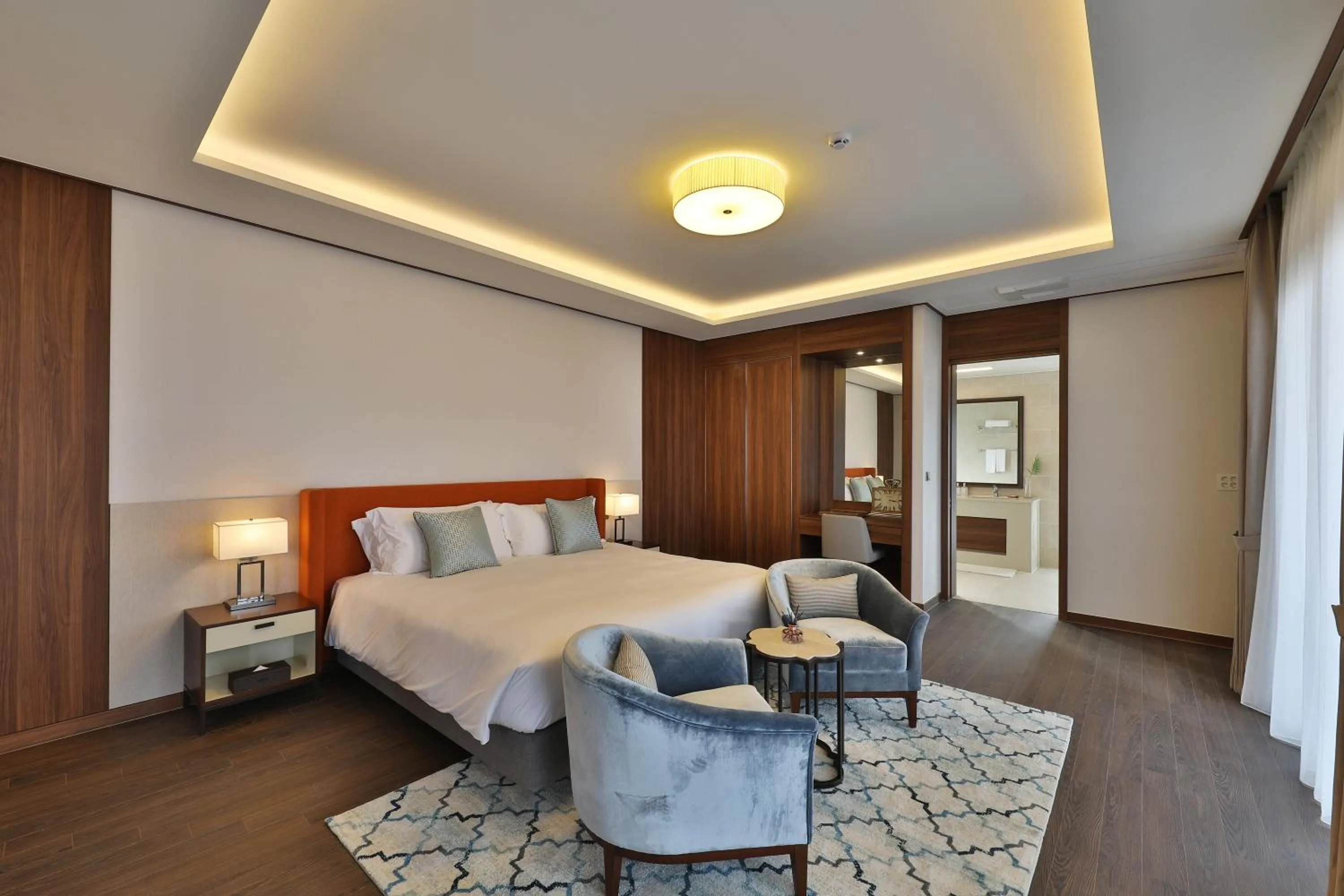 Bed in Camphortree Hotel and Resort