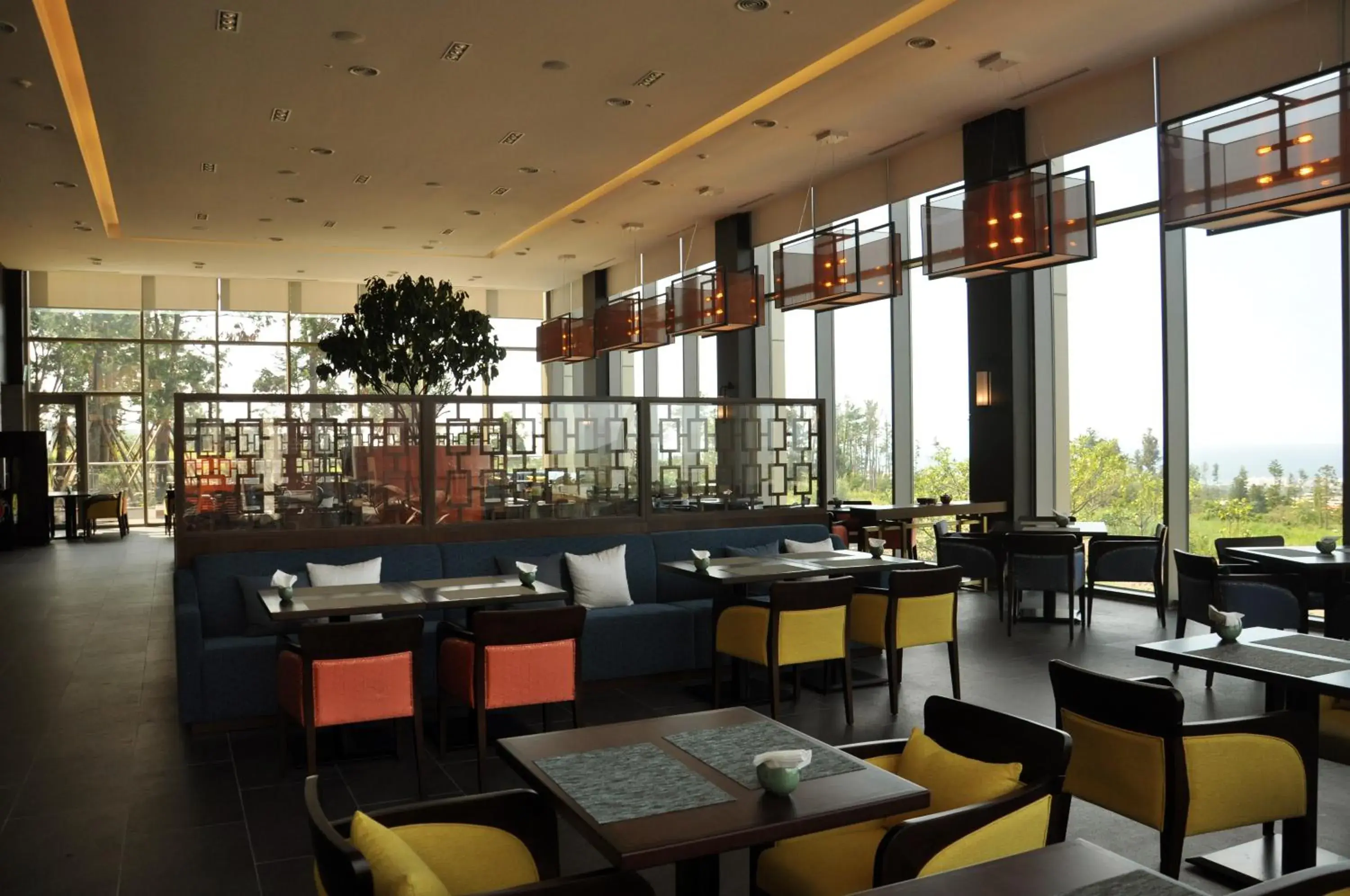 Restaurant/places to eat in Camphortree Hotel and Resort Restaurant/places to eat in Camphortree Hotel and Resort