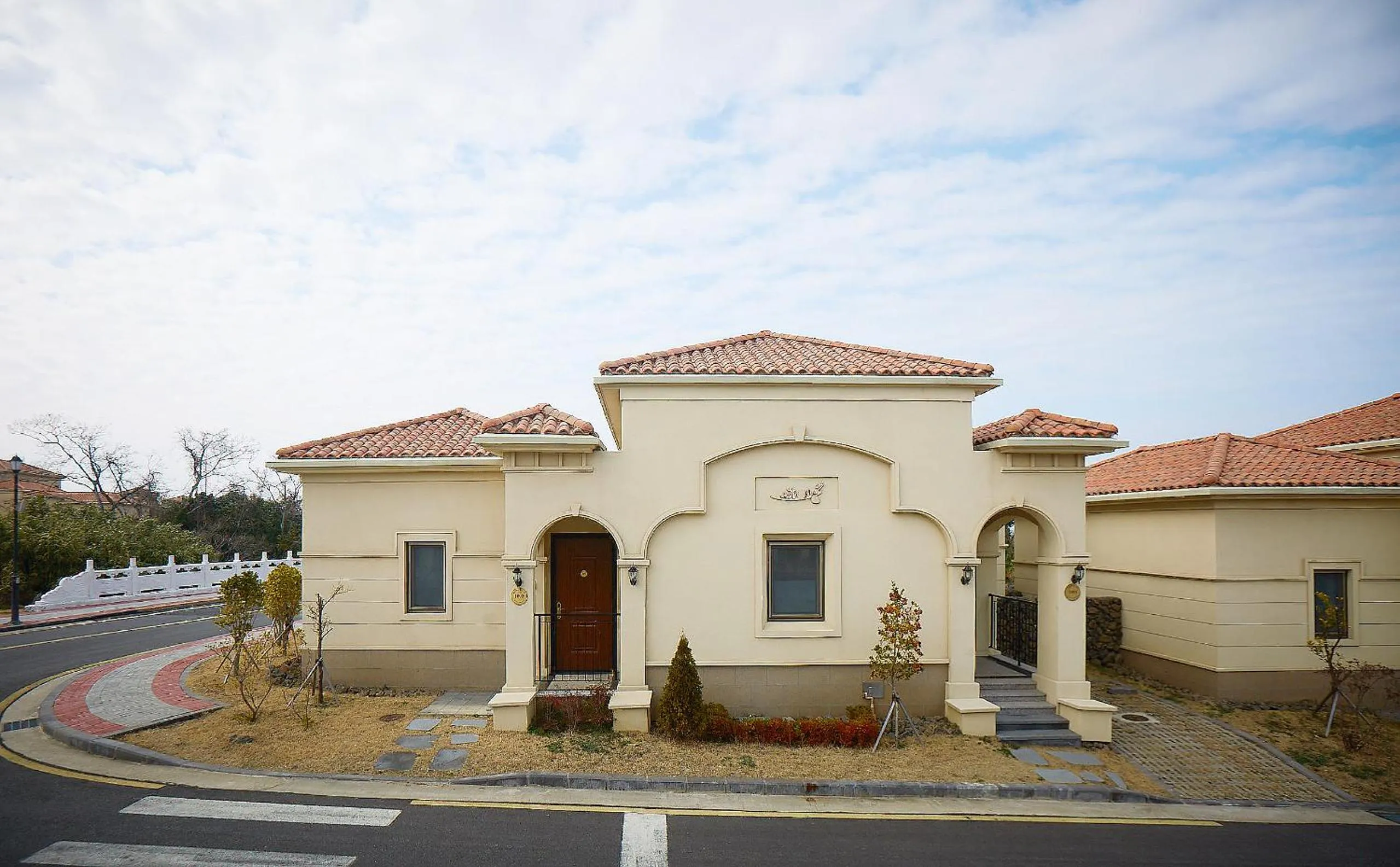 Camphortree Hotel and Resort