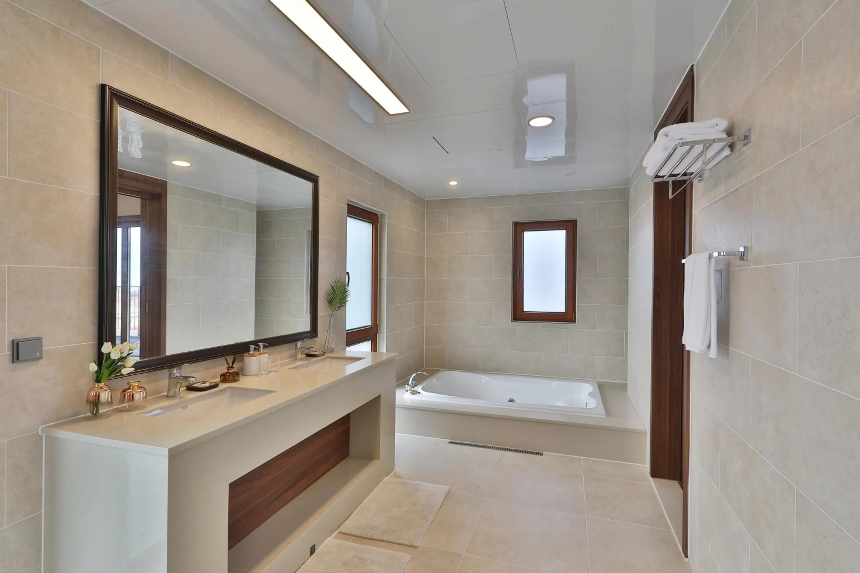 Camphortree Hotel and Resort