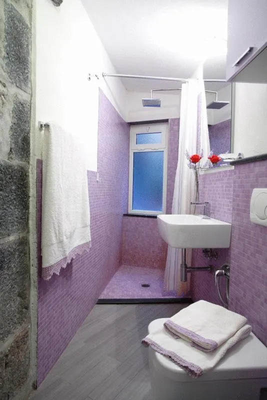 Bathroom in I Coralli rooms & apartments