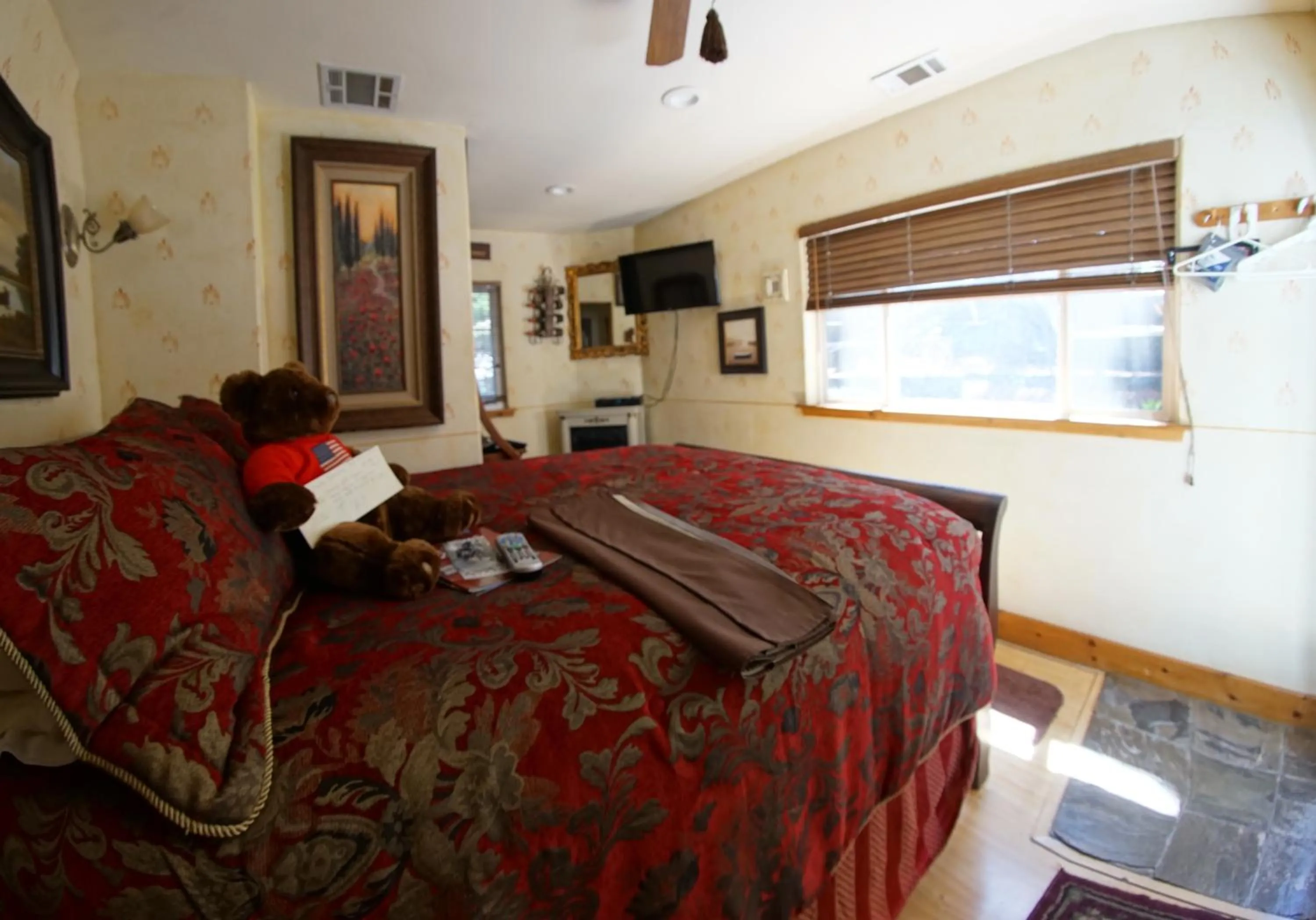 FLEUR DE LAC EUROPERAN INn